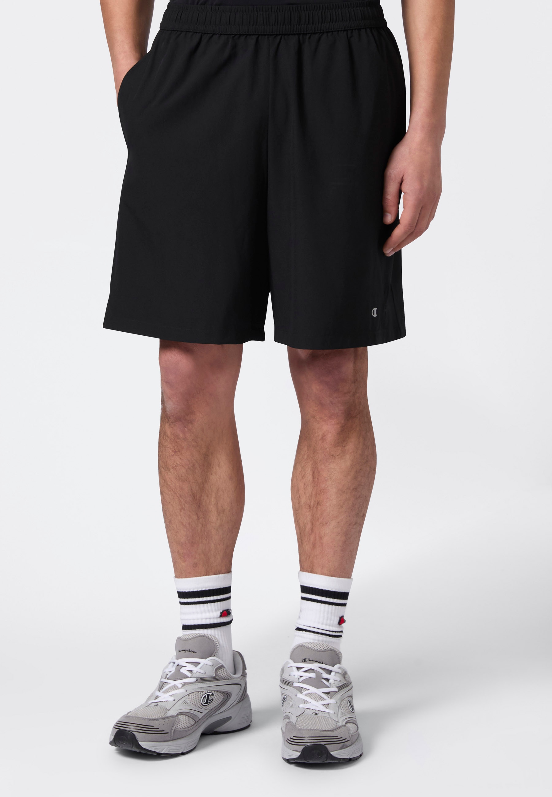 Champion Trainingsshorts aus Polyester und Elasthan, in den Größen S bis XXL