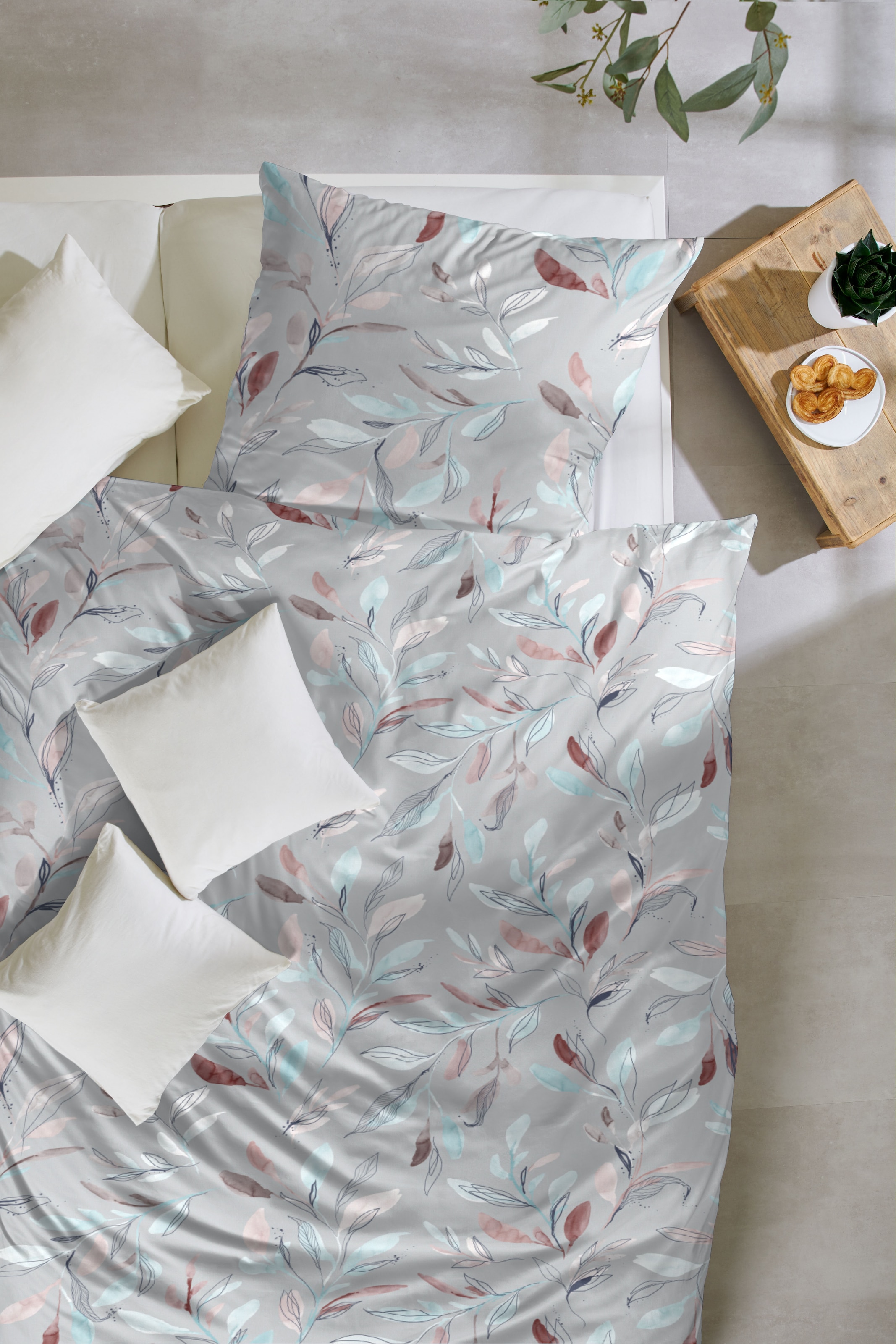 Primera Bettwäsche »Edelflanell Bettwäsche "Leavery"«, Mit abstrakt-floralen Motiven