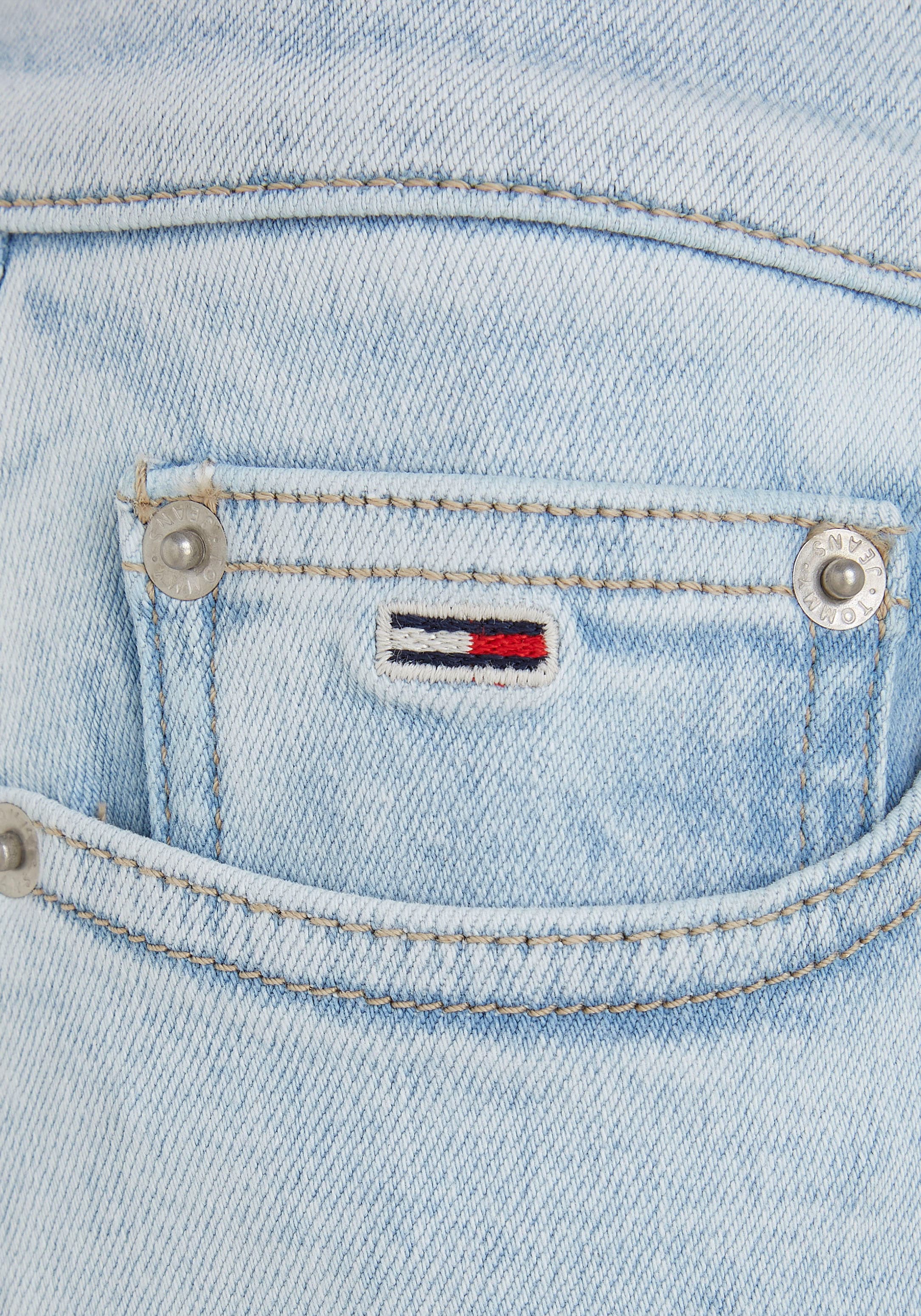 Skinny-fit-Jeans Passe bestellen Tommy BAUR | »Nora«, Tommy hinten Jeans & mit Jeans Label-Badge für