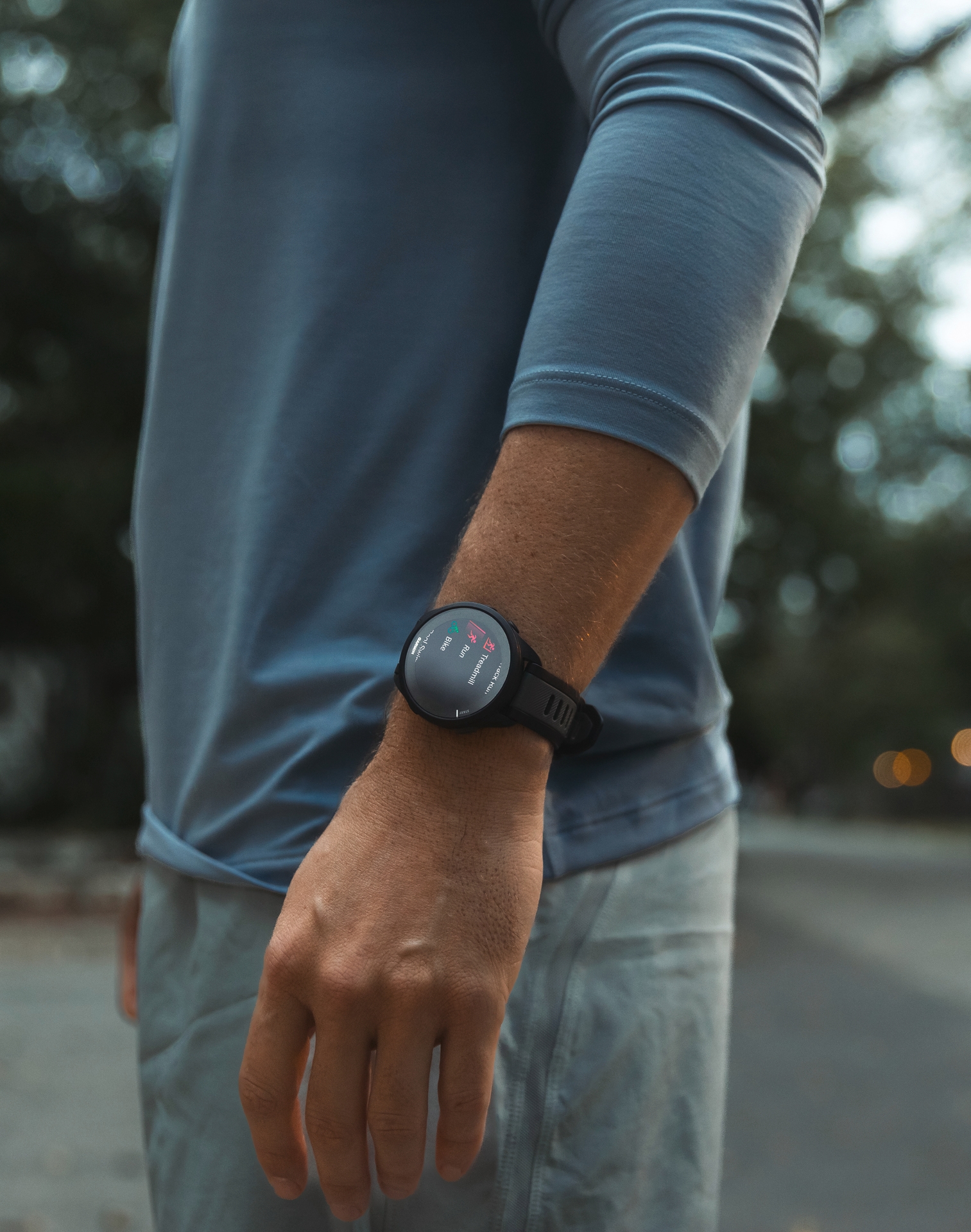 Garmin Smartwatch »Forerunner 165 Music«, (3,04 cm / 1,2 Zoll), 4 GB,)