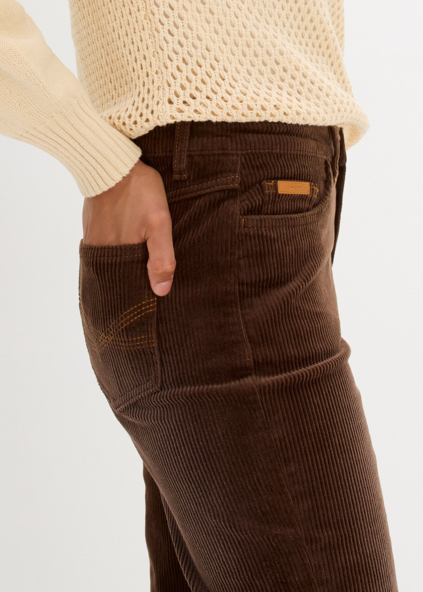 bonprix Cordhose  mit weiter Stretch-Ausführung, weite Form, Regular Fit, im Casual Stil