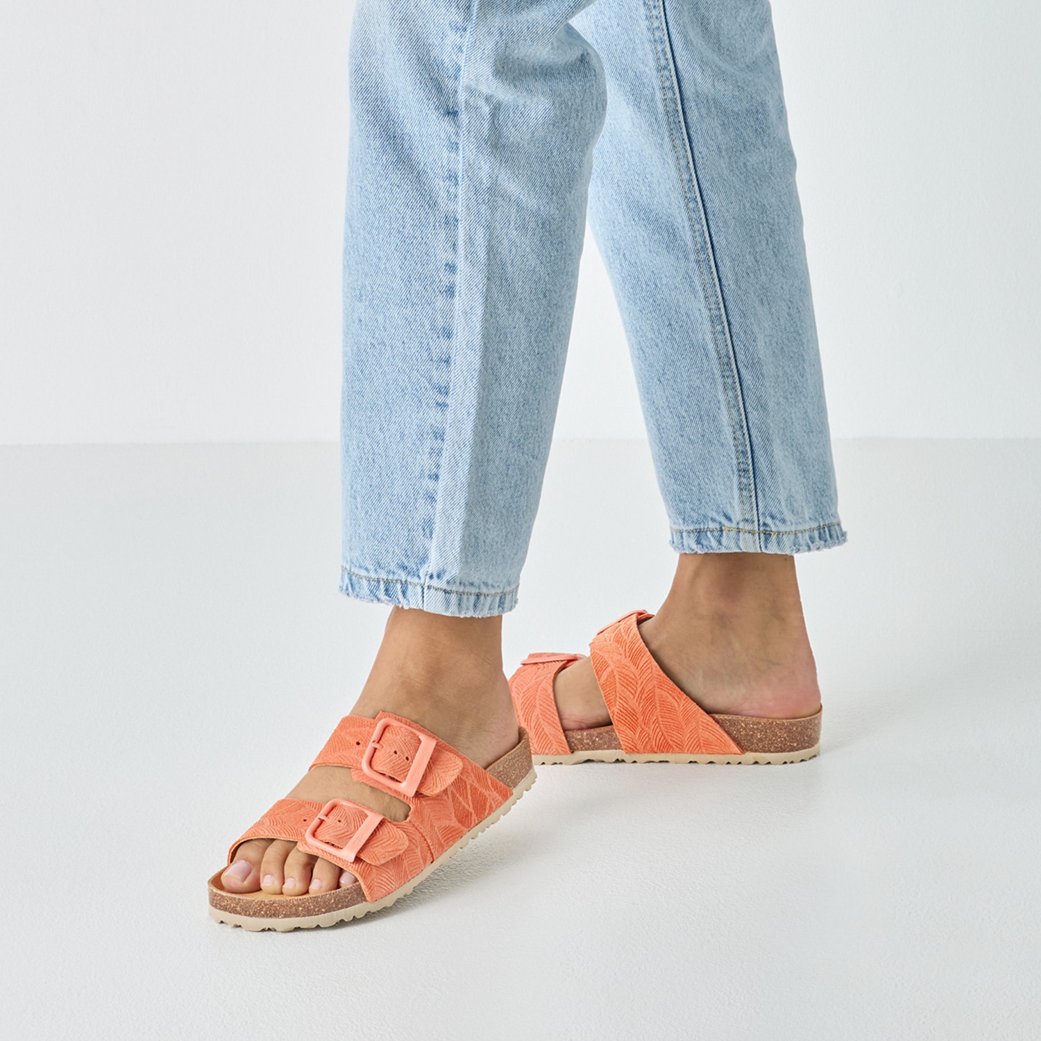 Tamaris Pantolette  Sommerschuh, Hausschuh, Schlupfschuh mit floraler Prägung