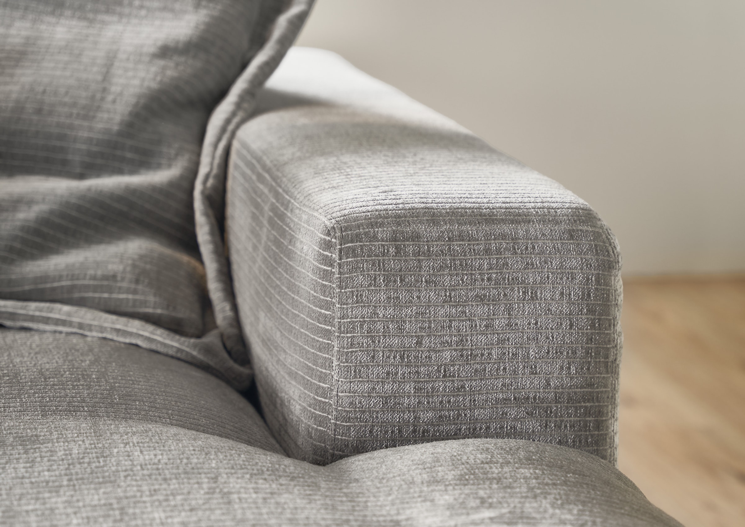 Musterring Ecksofa »Lucia«, verschiedene Farben, großer Longchair mit Armlehne, B330 x T190 cm
