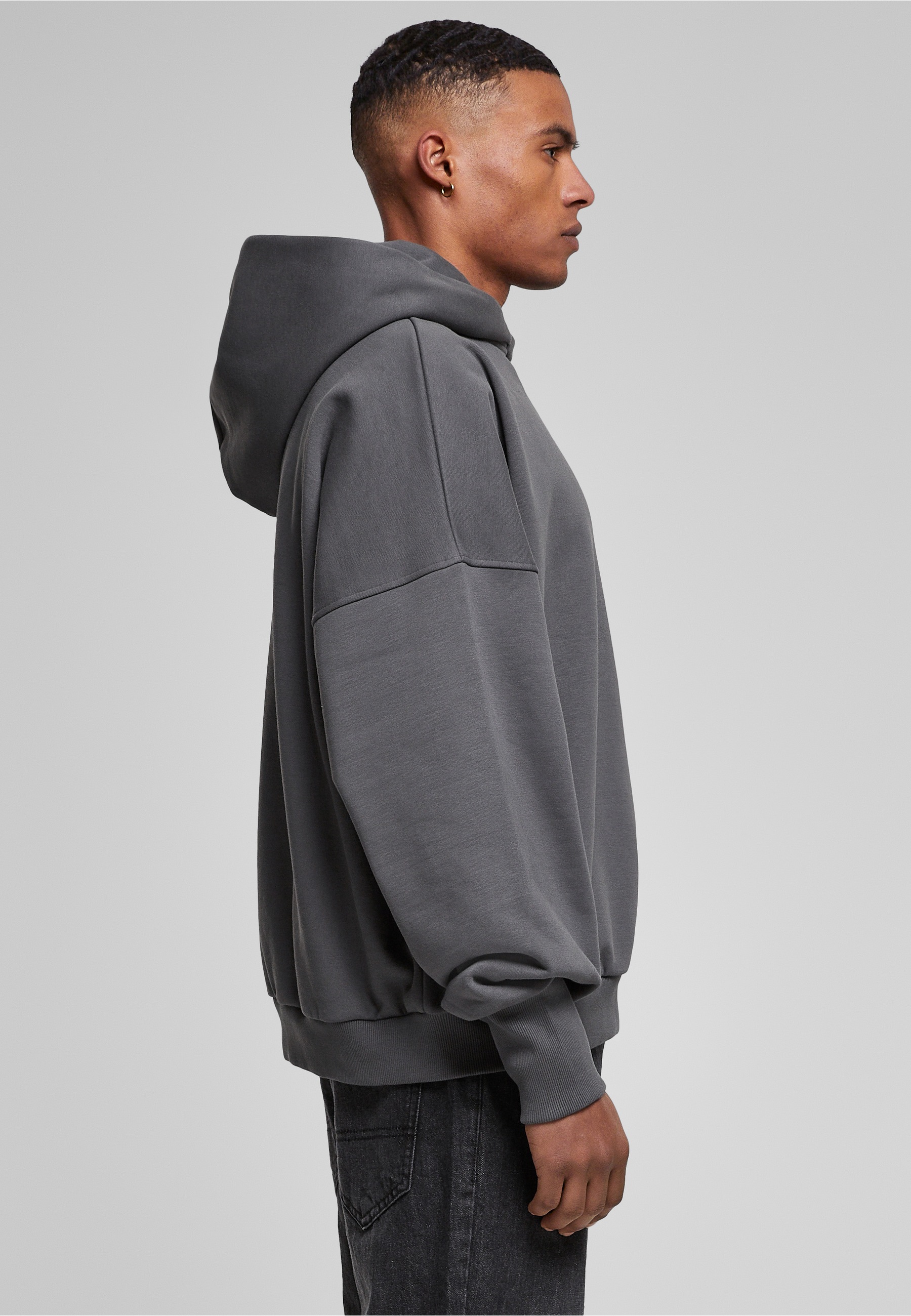 URBAN CLASSICS Kapuzensweatshirt »Urban Classics Herren High Low Hoody«, 1 Stk.
