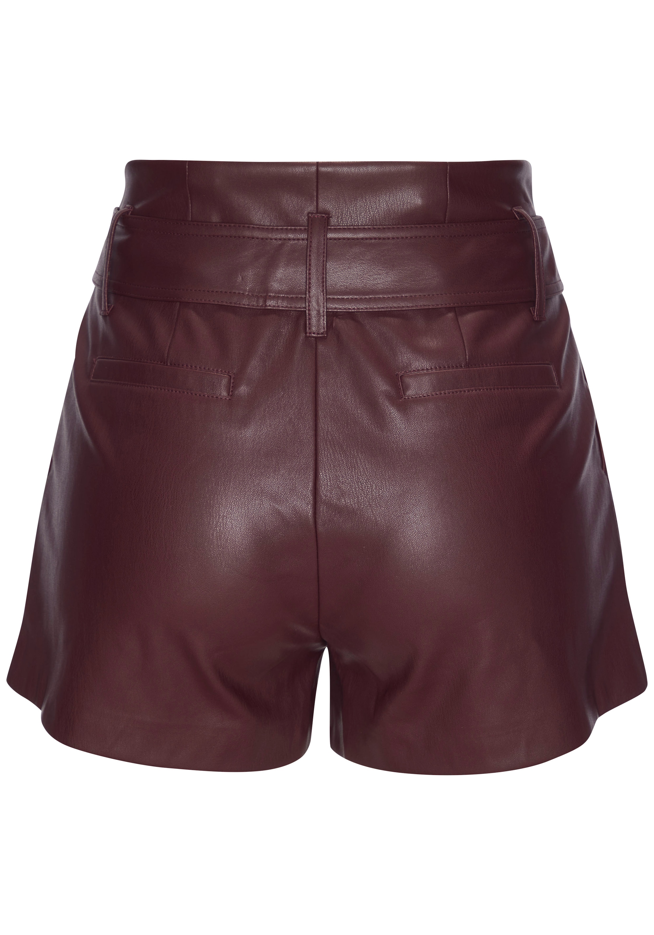 LASCANA Shorts, (mit Gürtel), aus Lederimitat, Kunstleder Shorts, elegant, modisch