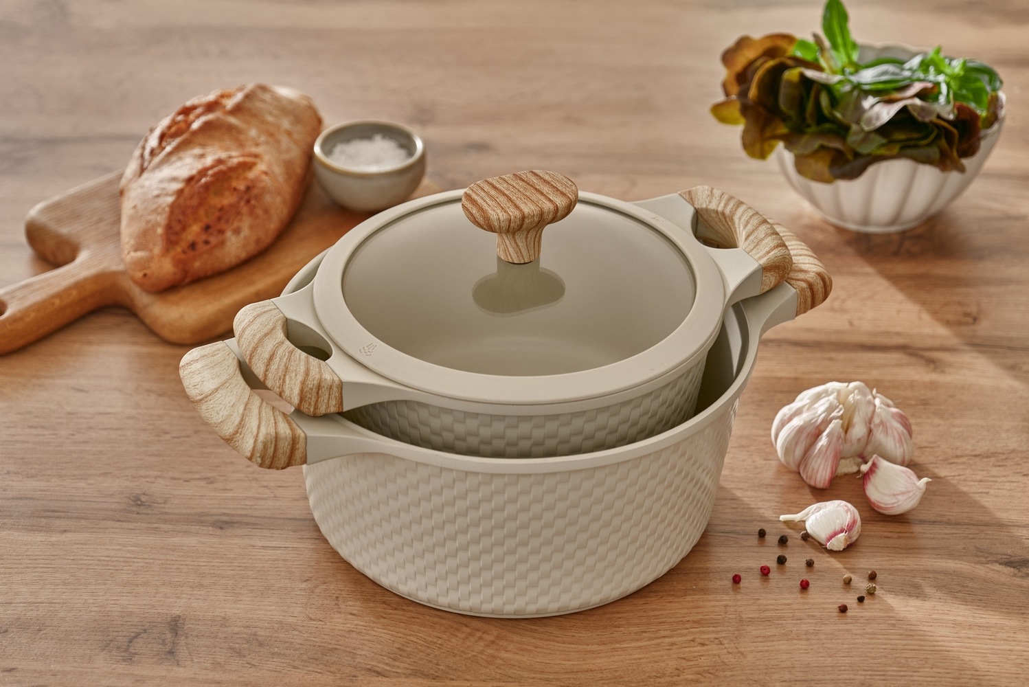 RESTO Kitchenware Bratentopf »Ran, Kochtopf antihaftbeschichtet und spülmaschinenfest«, Aluminiumguss, (2 tlg.), Geeignet für alle Herdarten, auch Induktion, im Geschenkkarton