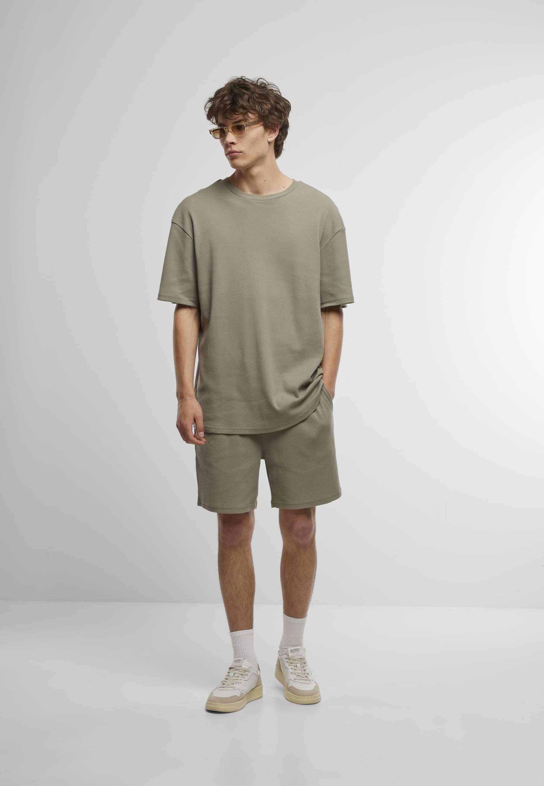 URBAN CLASSICS Sweatshorts »Urban Classics Herren Waffle Sweat Shorts«, (1 tlg.)