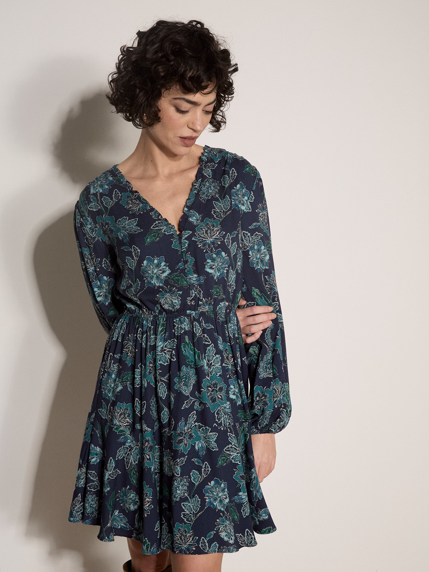 Apricot Minikleid »Folklore-Blumenkleid« mit Rüschendetails