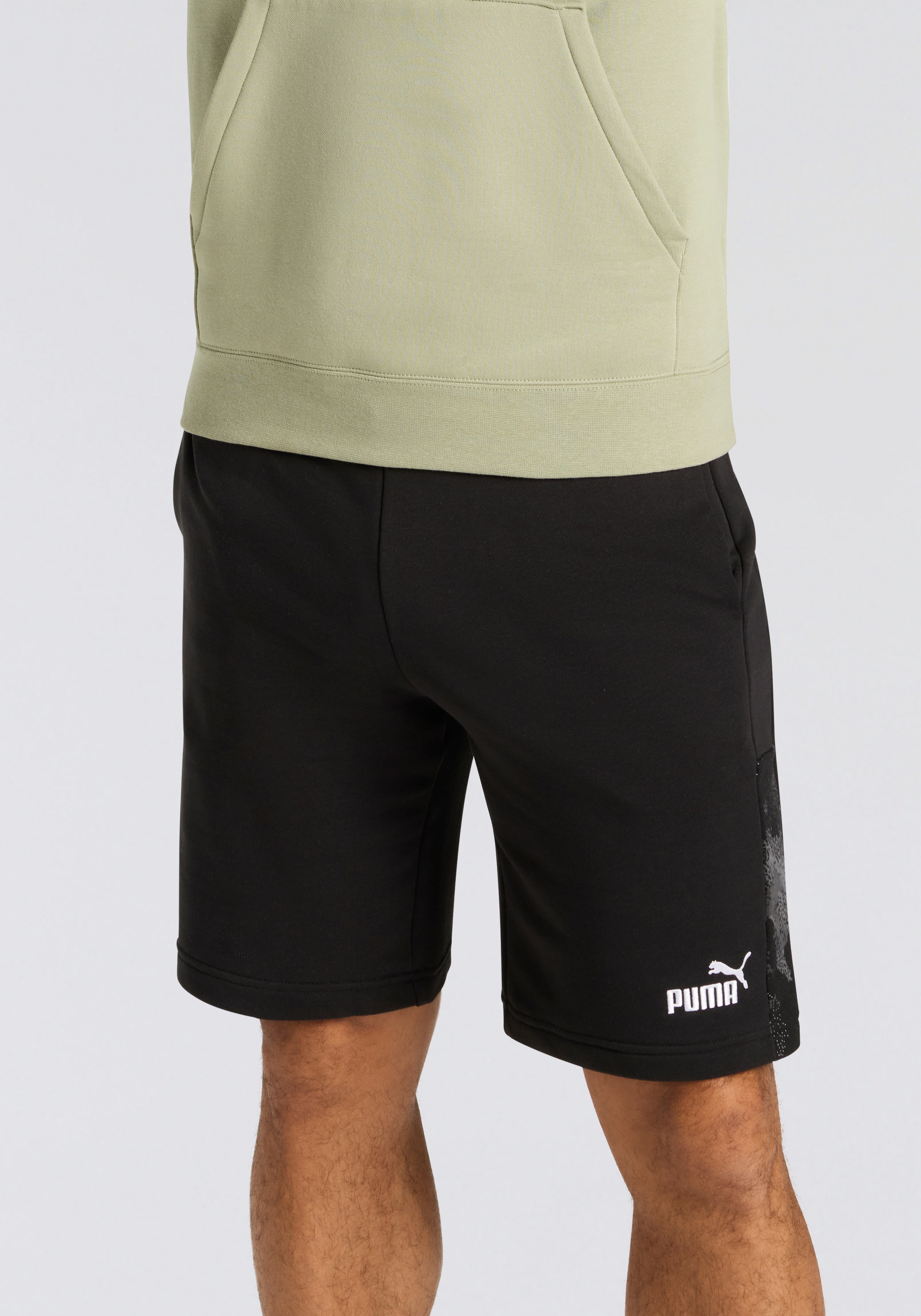 PUMA Trainingsshorts "ESS CAMO SHORTS TR 10’’" sportlicher Stil, für sportl günstig online kaufen