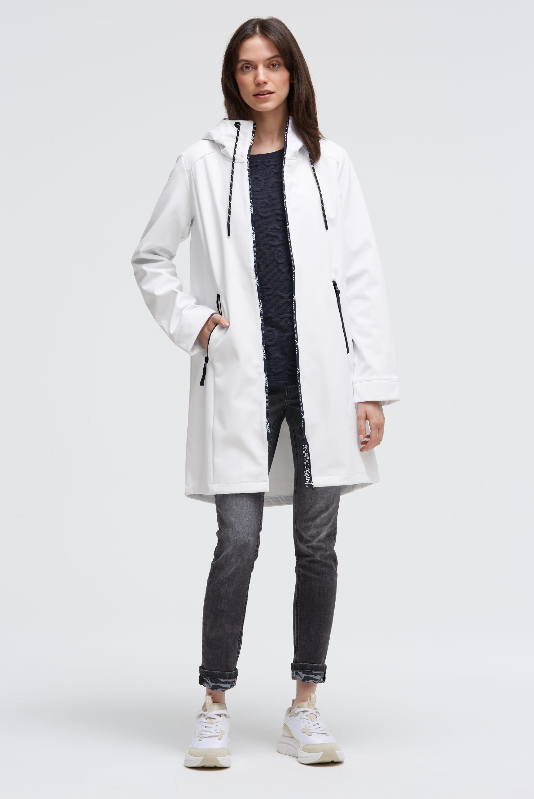 Thumbnail - SOCCX Softshelljacke mit Kapuze mit seitlichen Reißverschlusstaschen