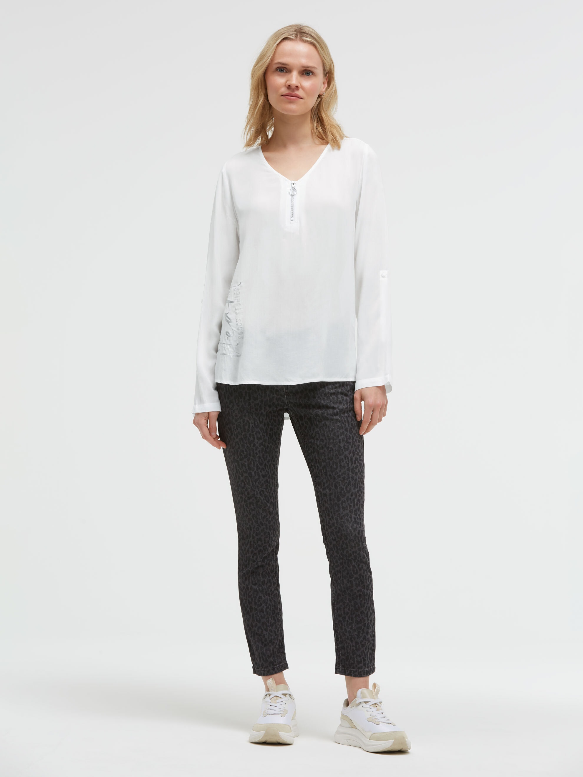 SOCCX Schlupfbluse im Turn-Up-Look