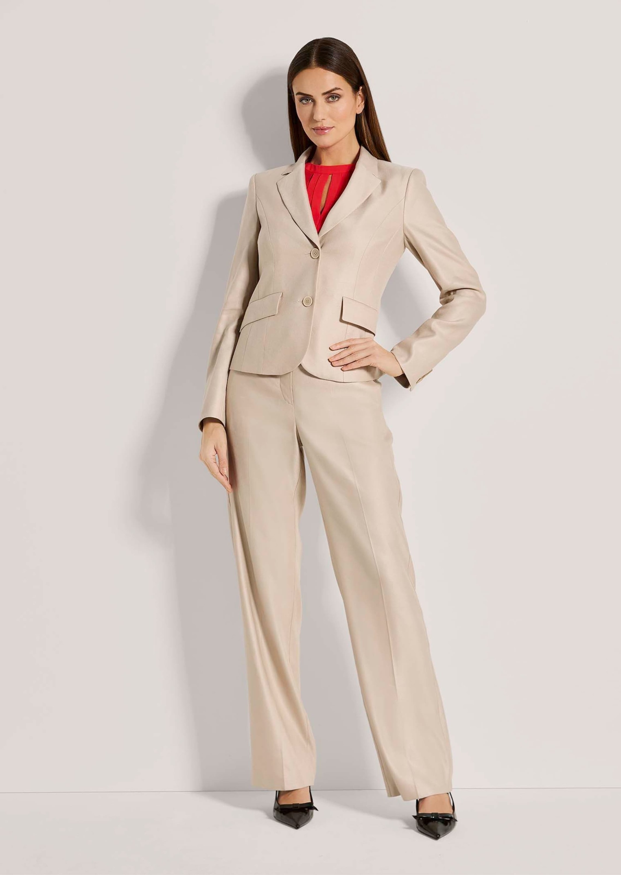 Thumbnail - MADELEINE Kurzblazer "Blazer Blazer in modischer Kurzform"