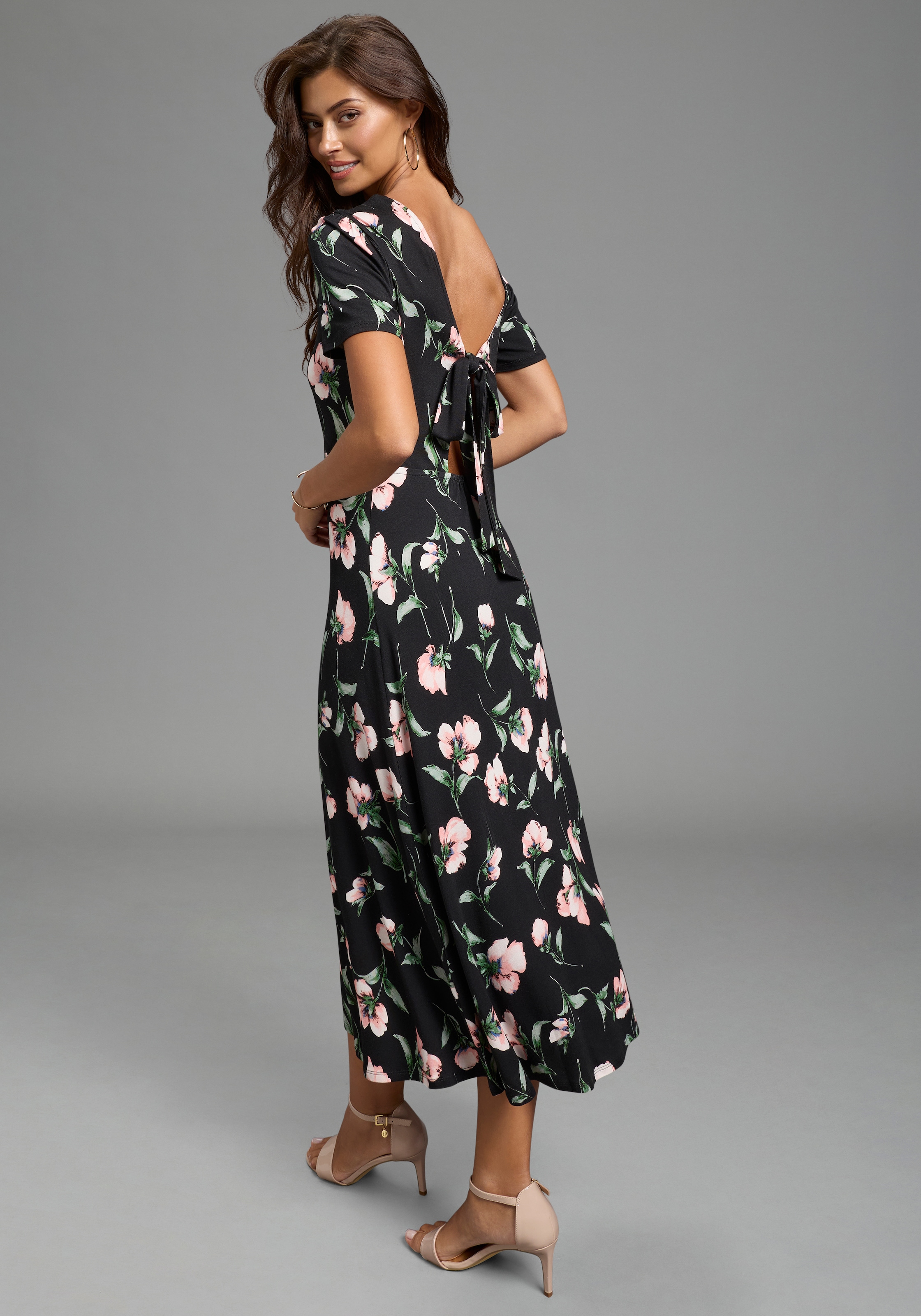 Laura Scott Midikleid mit tiefem Rückenausschnitt und Knotendetail, geblümt günstig online kaufen