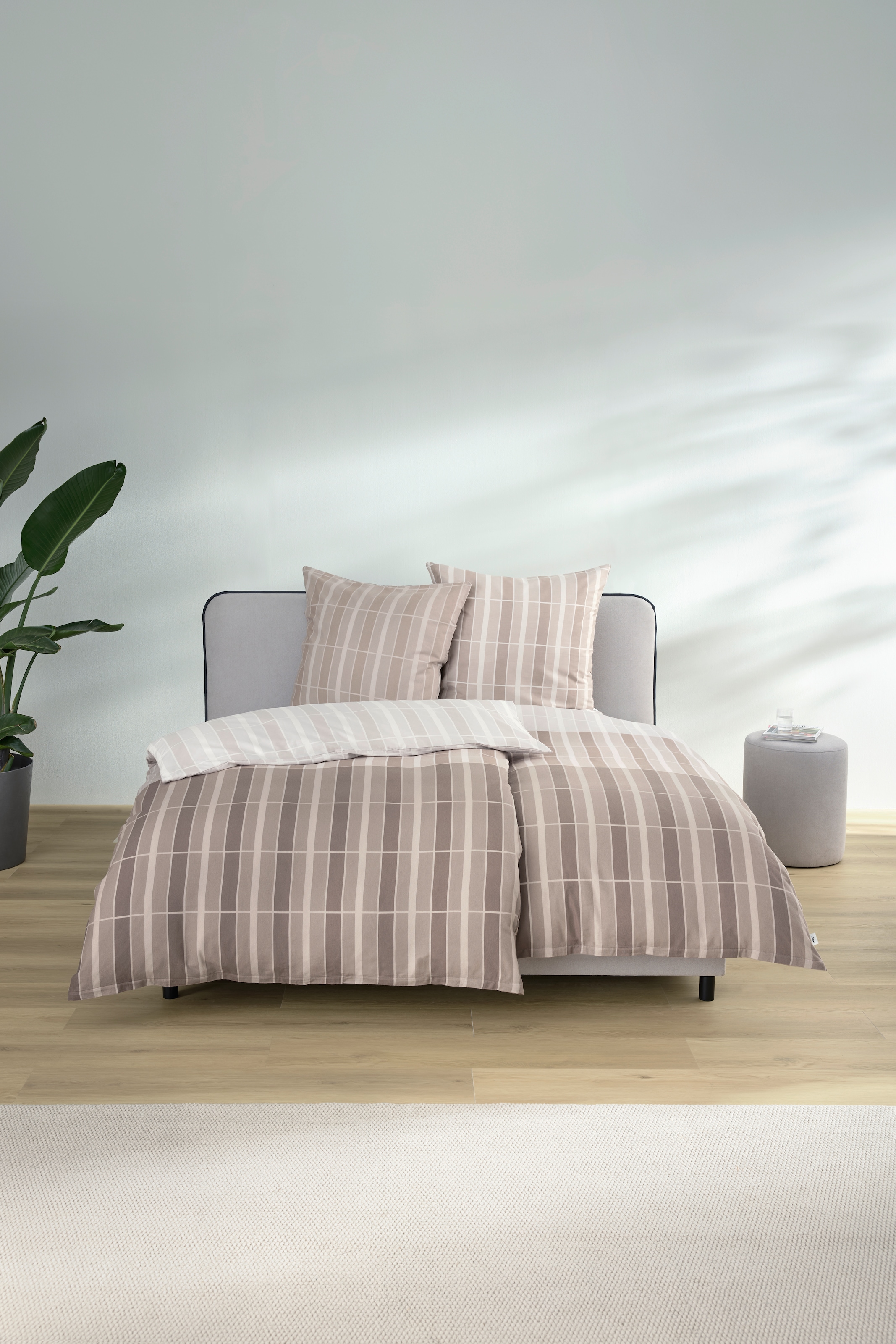 s.Oliver Bettwäsche »Satin-Flanell Kombi-Bettwäsche s.Oliver« 2 mit glatter Satin- und kuscheliger Flanellseite