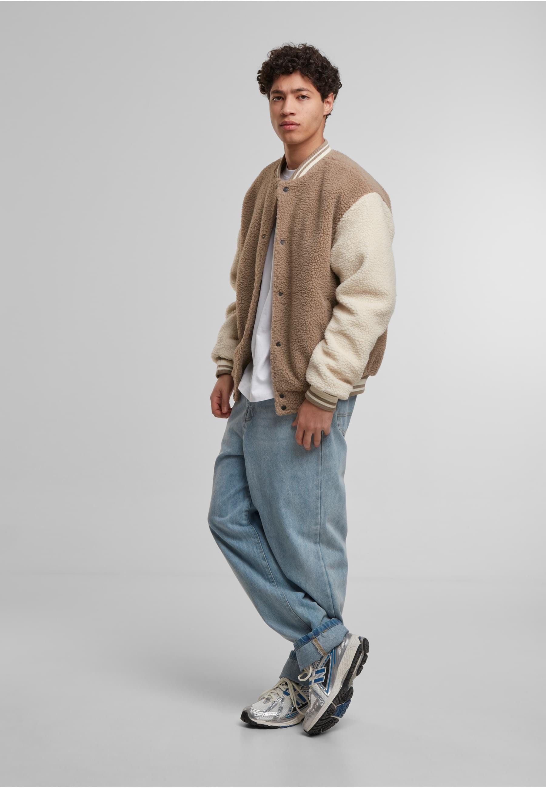 URBAN CLASSICS Collegejacke »Urban Classics Teddy College Jacket« 1 Stk. tlg. ohne Kapuze