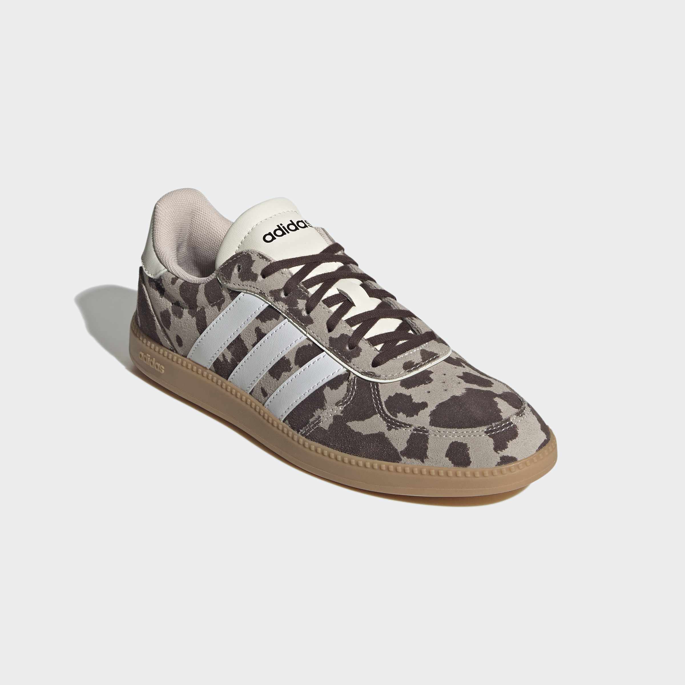 adidas Sportswear Sneaker "BREAKNET SLEEK" inspiriert vom Design des adidas handball spezial