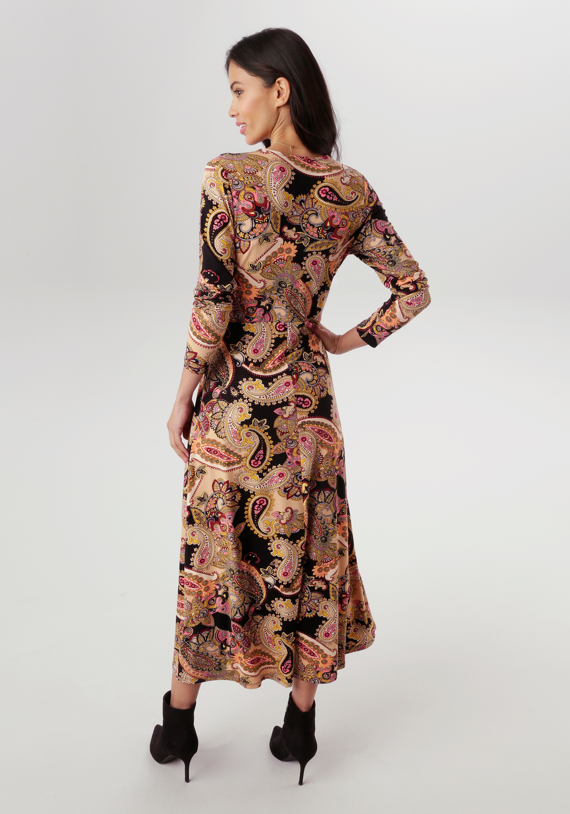 Aniston SELECTED Midikleid mit V-Ausschnitt und Wickel-Optik günstig online kaufen