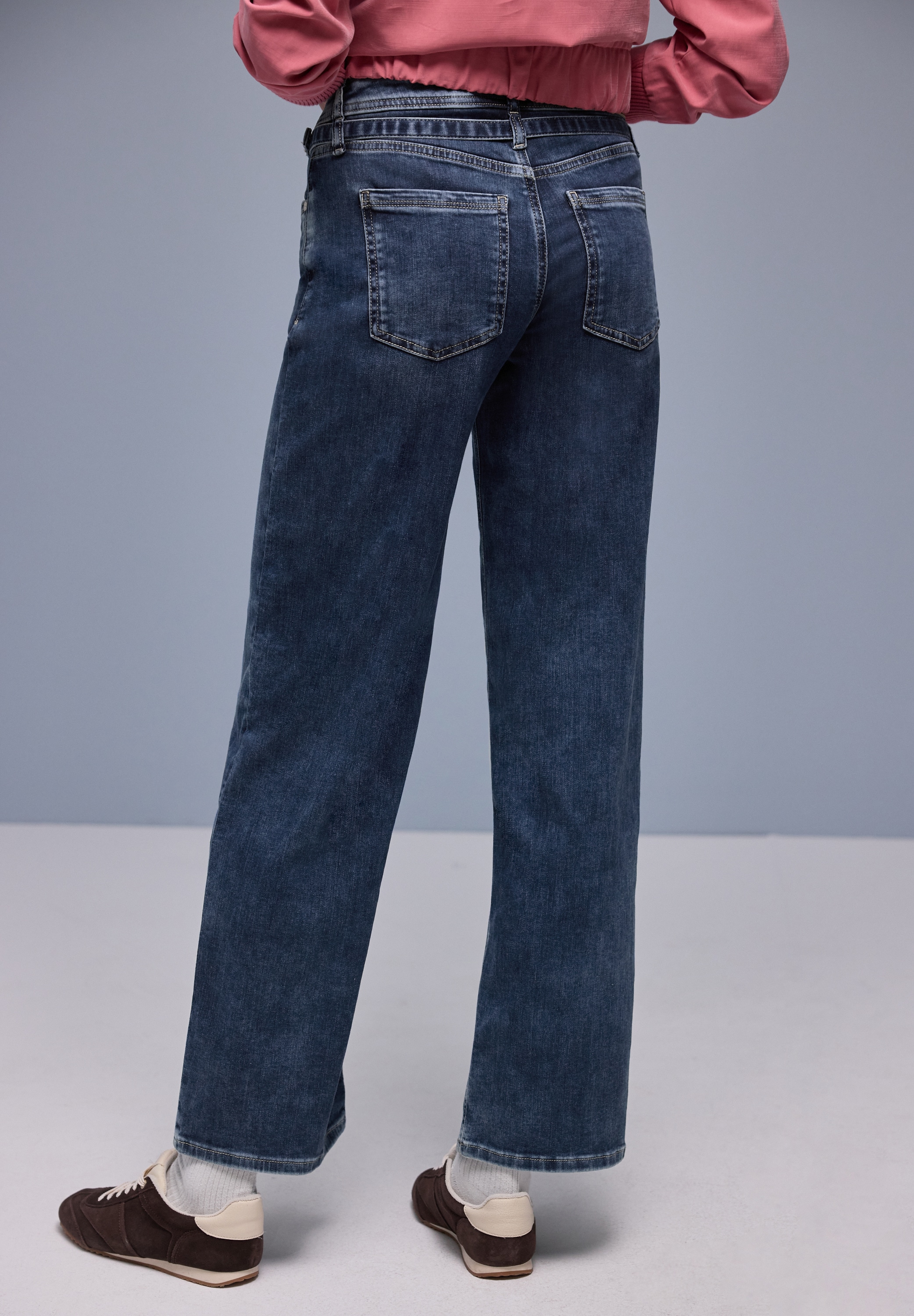 STREET ONE Loose-fit-Jeans »Style Emee« mit praktischem Denim-Gürtel