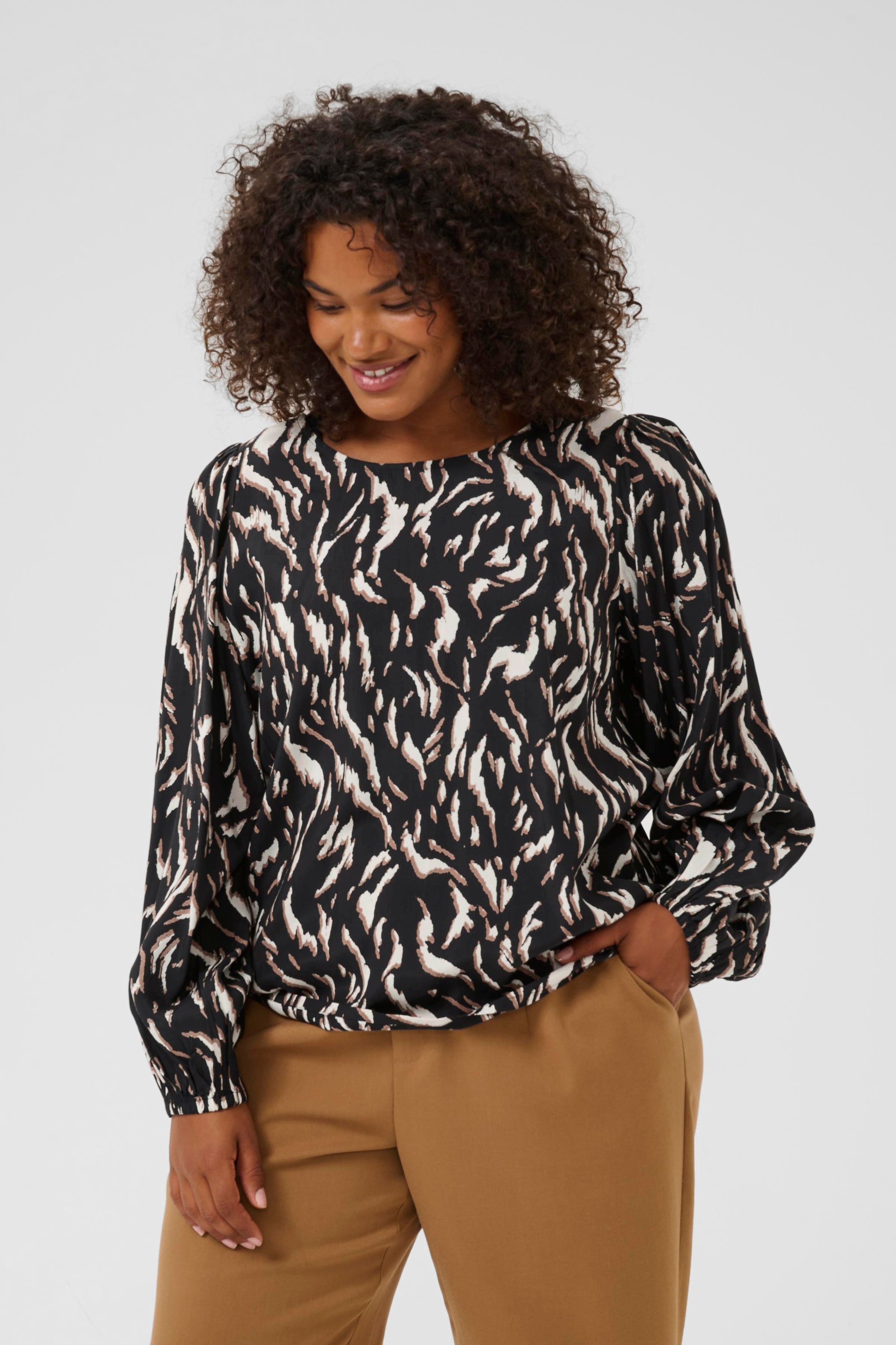 KAFFE Curve Langarmbluse »Langarm-Bluse KCmilina«