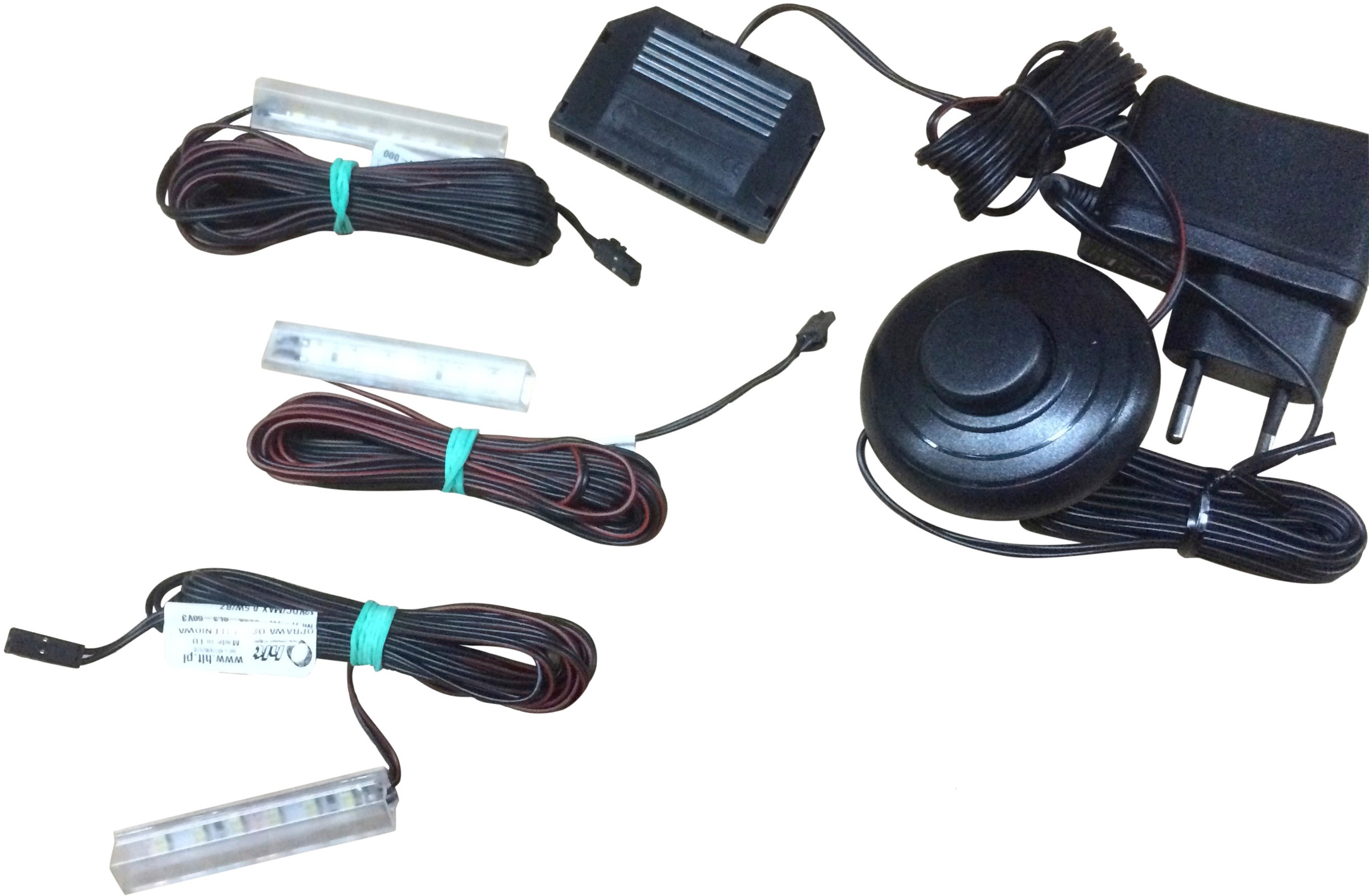 trendteam LED Unterbauleuchte LED-Board 3 Stk. Kaltweiß LED Unterbauspots mit kalt-weißem Licht - Mit Fußschalter