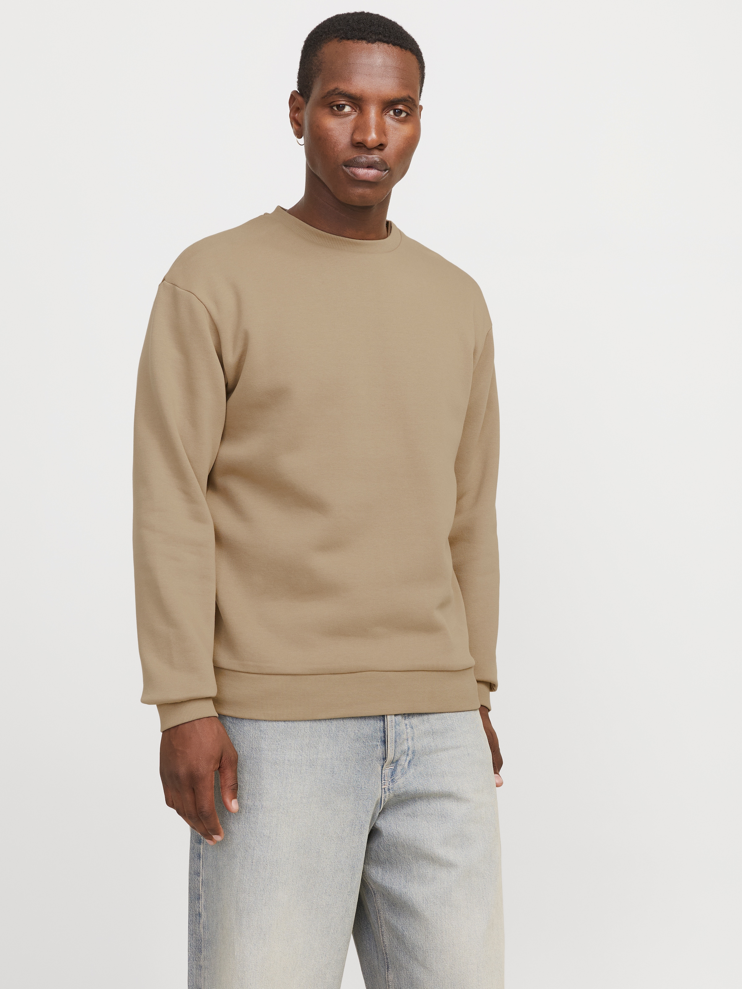 Jack & Jones Sweatshirt "JJEBRADLEY SWEAT CREW NOOS", mit Rippbündchen günstig online kaufen