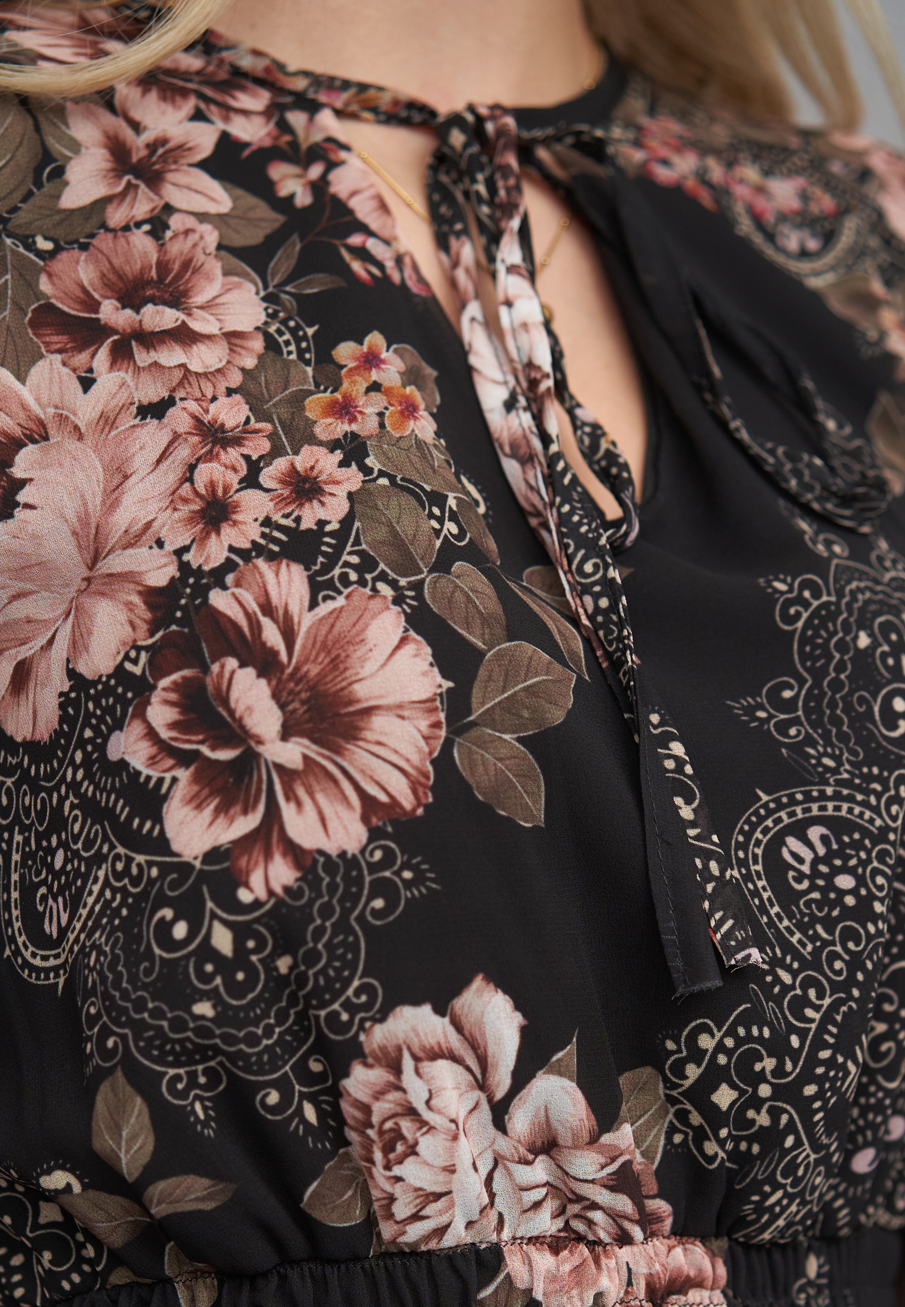 CLOUD 5IVE A-Linien-Kleid »CLOUD 5IVE Longsleeve Dress with flower print« 1 tlg.