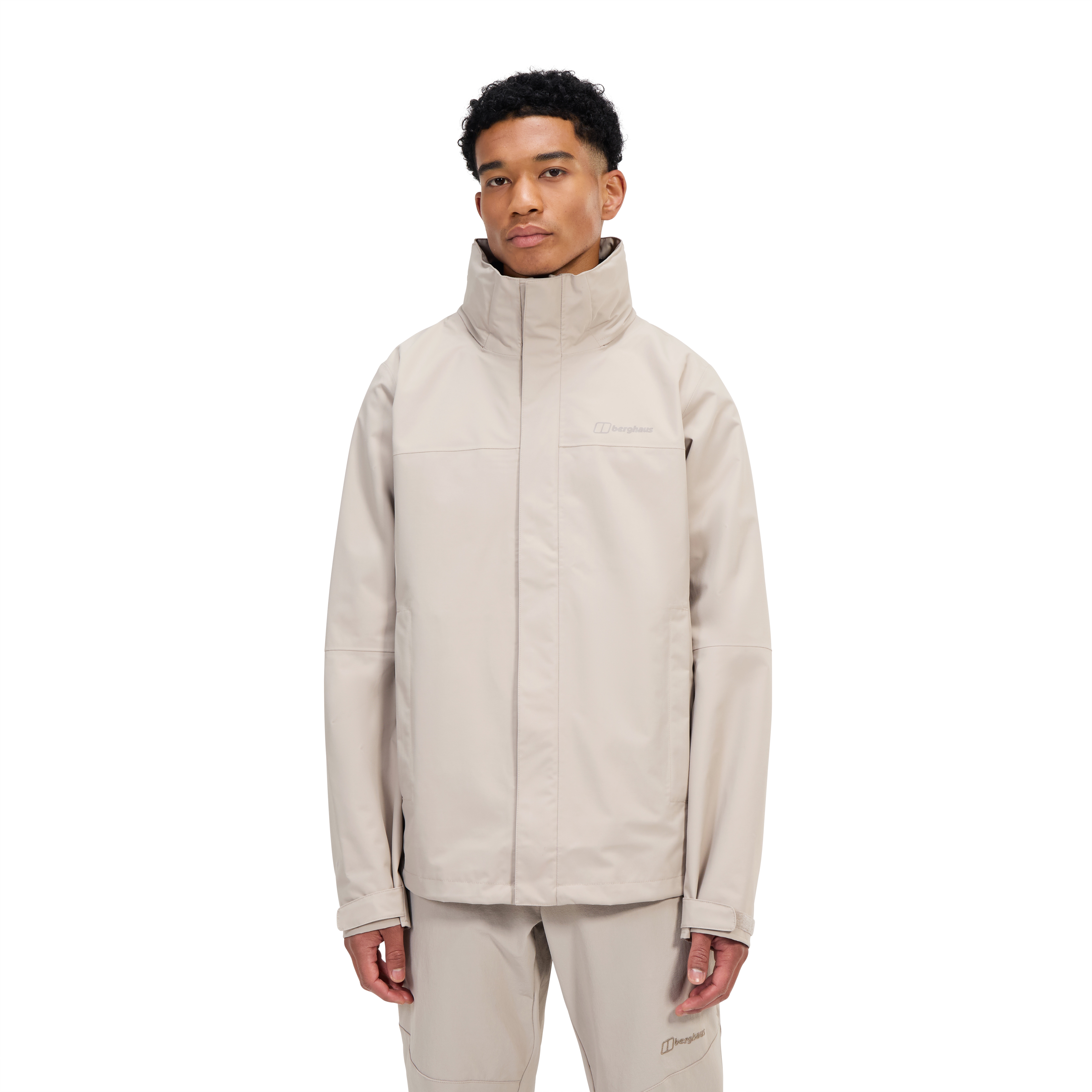 Berghaus Softshelljacke "RG ALPHA 2.0 SHELL JKT AM" mit einrollbarer Kapuze, wasserdicht, atmungsaktiv, strapazierfähig