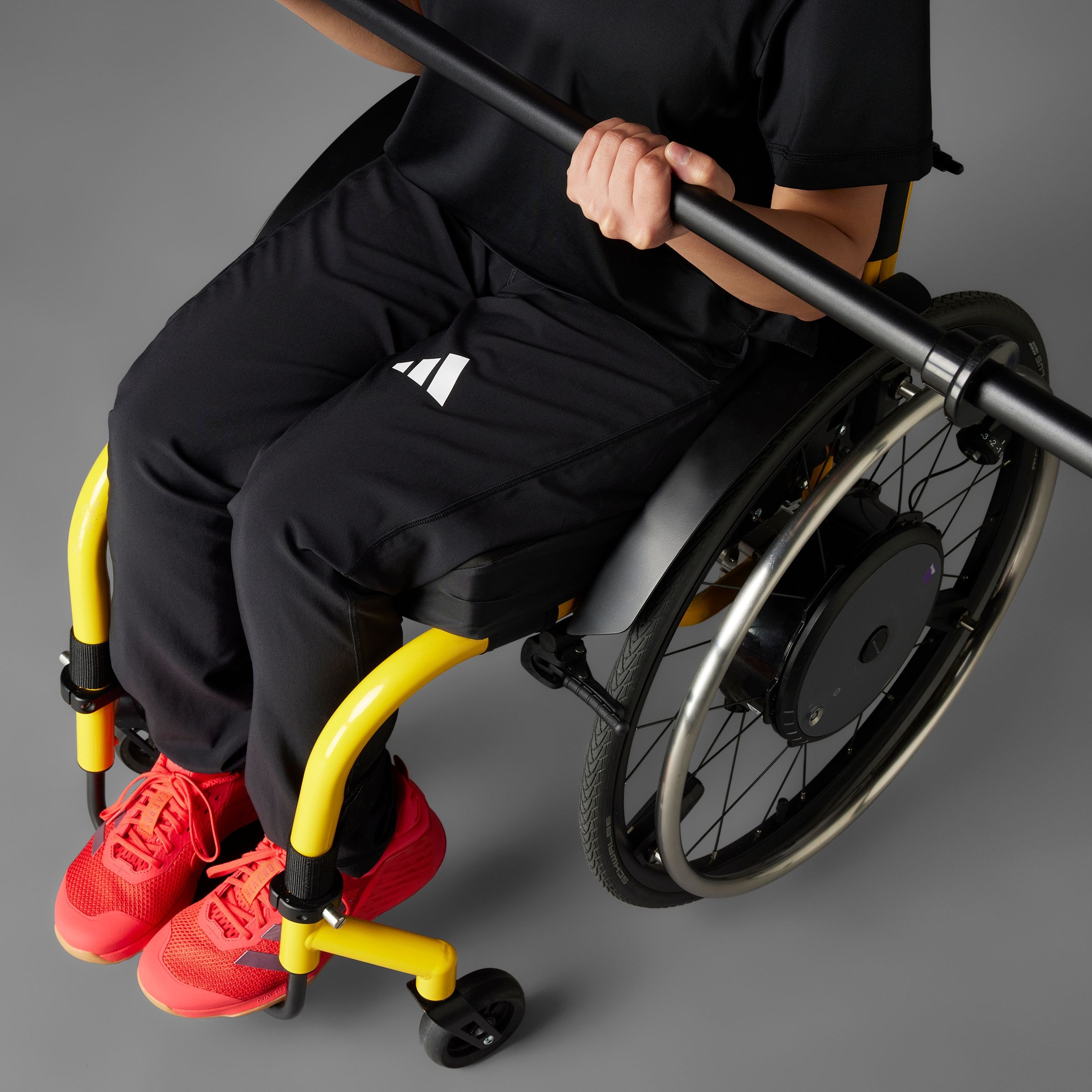 adidas Performance Sporthose »WTR ADAPT PANT«, (1 tlg.), Trainingshose für Rollstuhlsportler_innen