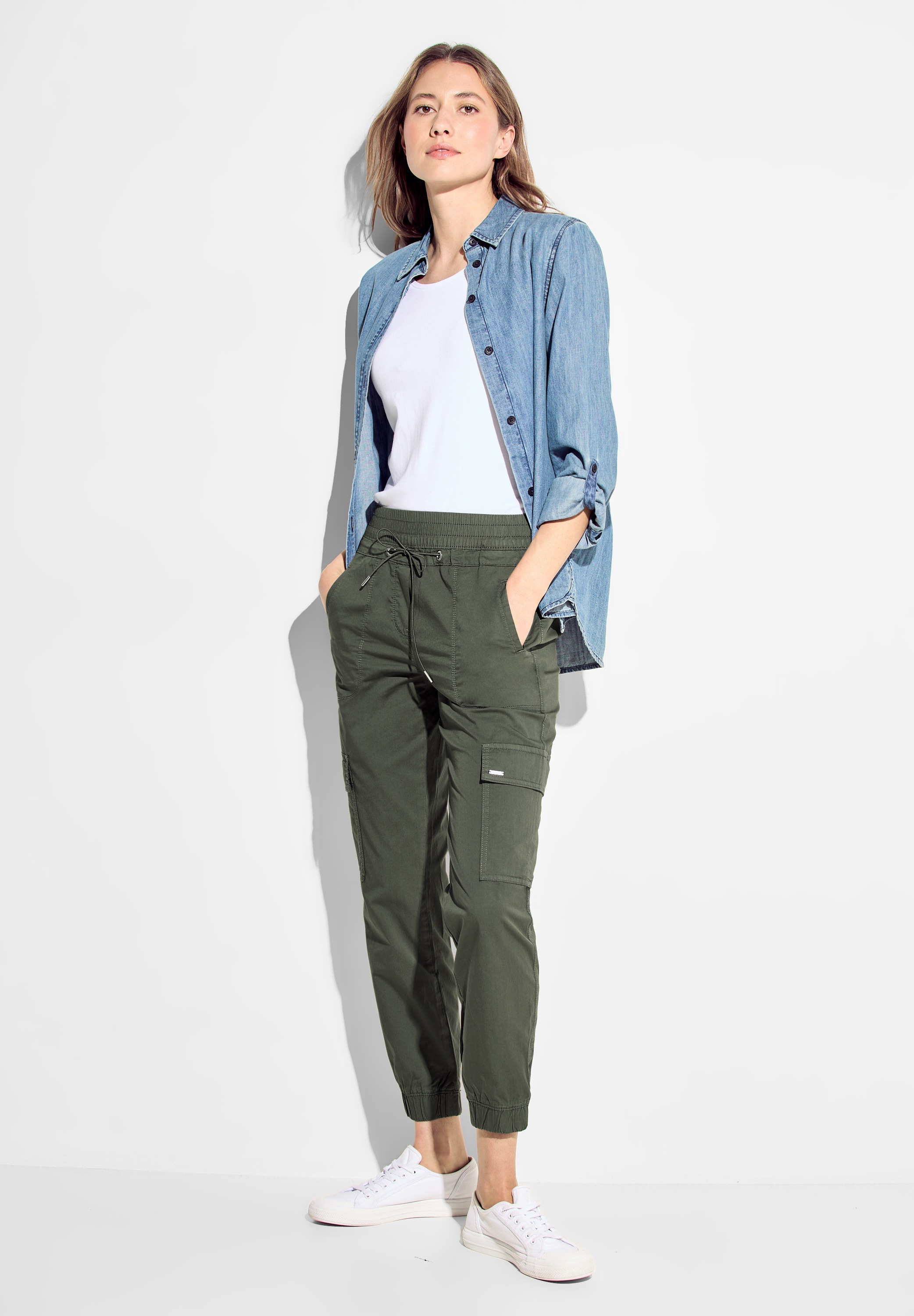 Cecil Cargohose, im Cargo-Style