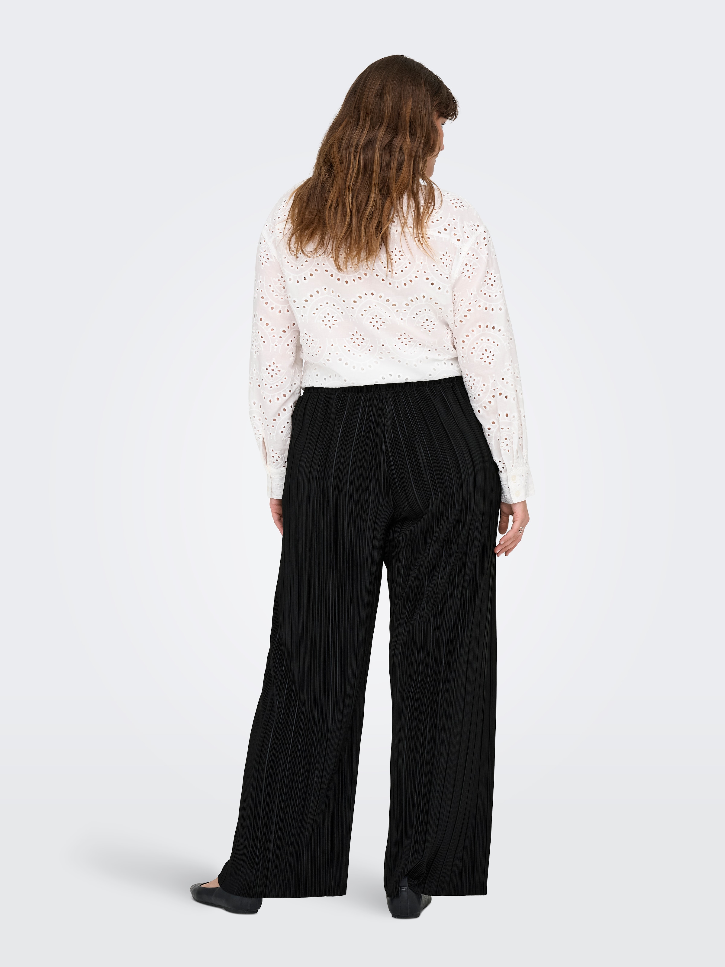 ONLY CARMAKOMA Schlupfhose »CARRAVENNA PLISSE PANT JRS NOOS«, Sommerhose, mit Plisseefalten