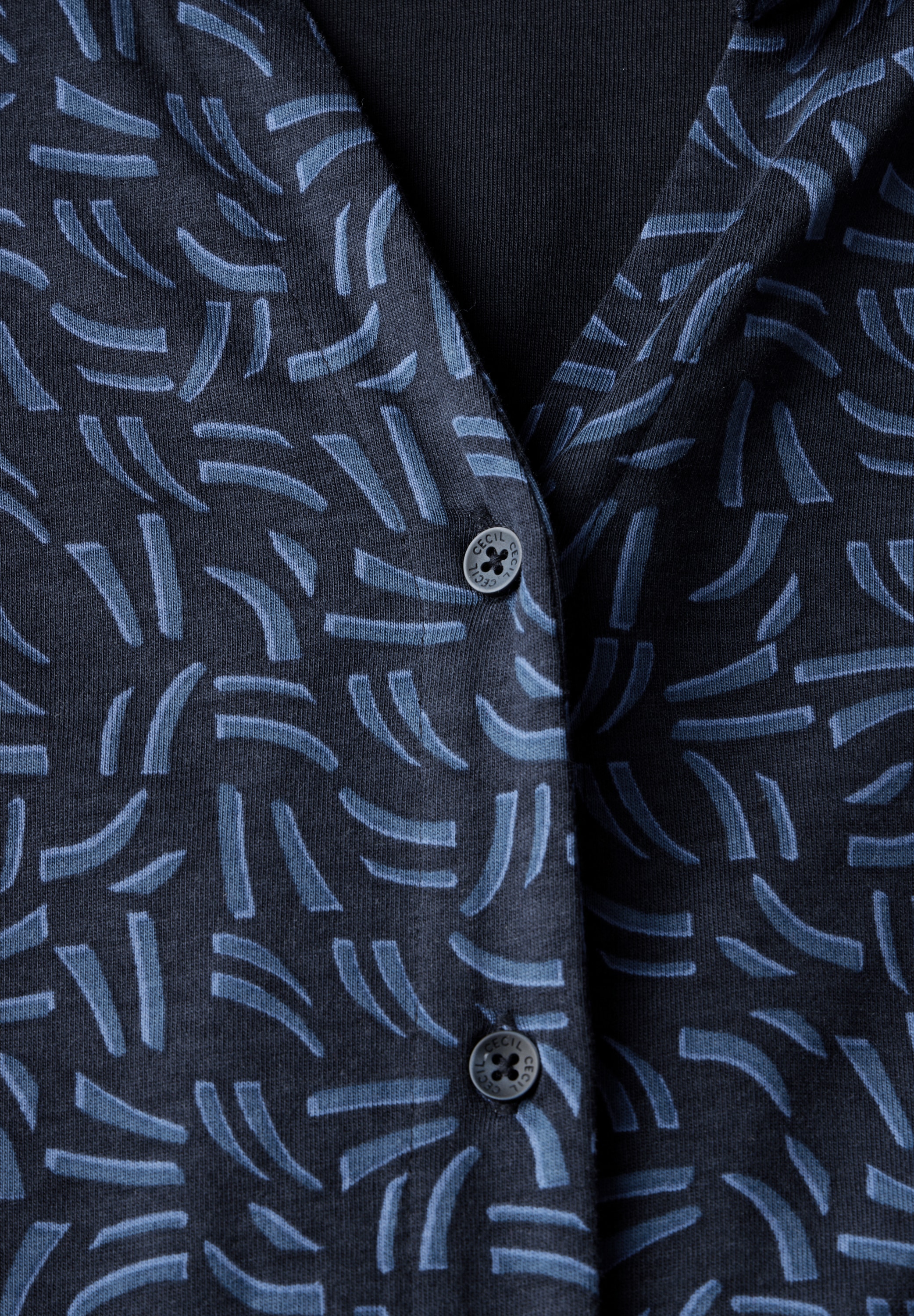 Cecil Langarmshirt, mit Knopfleiste