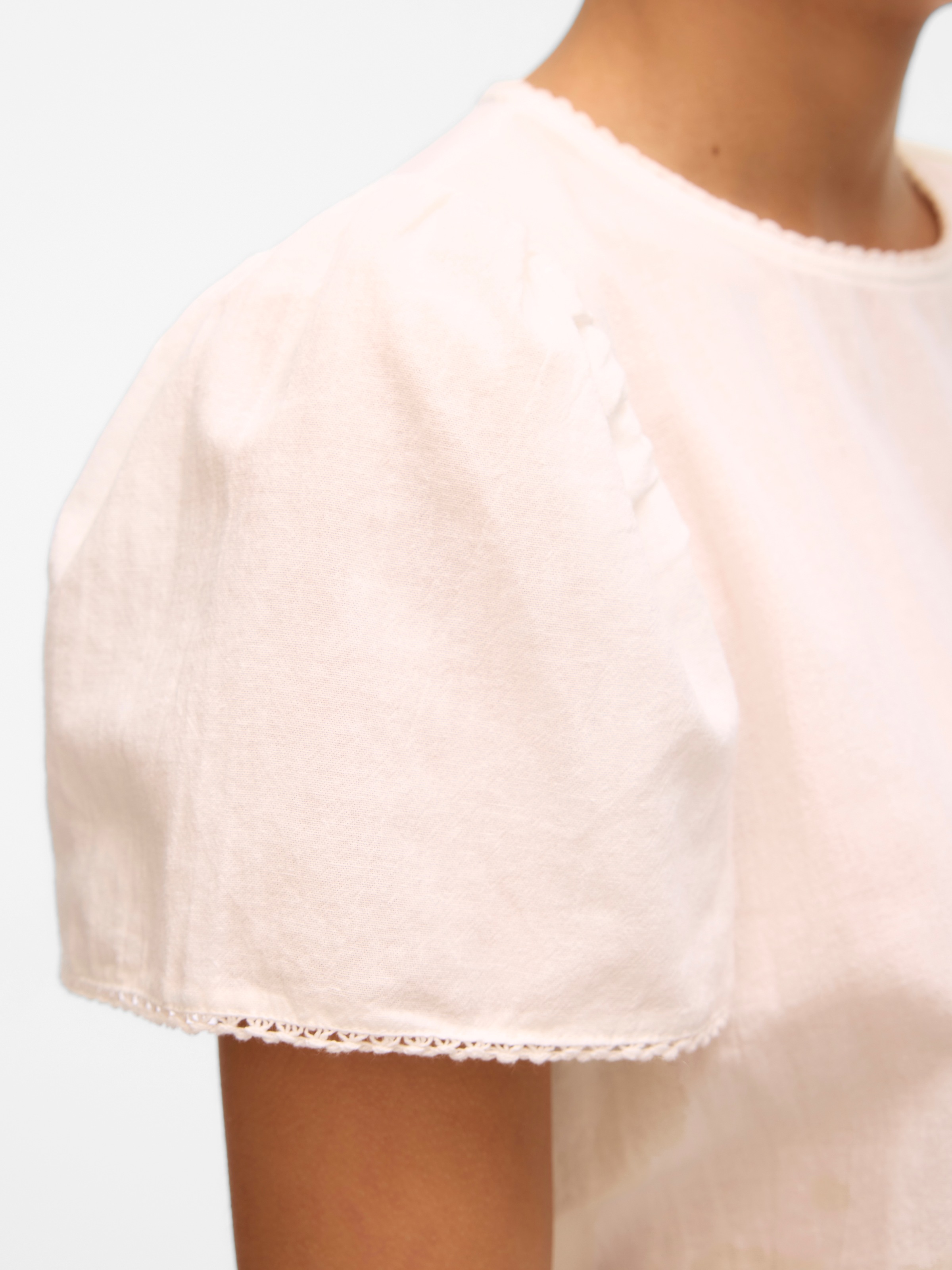 Thumbnail - Vero Moda Kurzarmbluse "VMPRETTY SS TOP WVN GA NOOS"