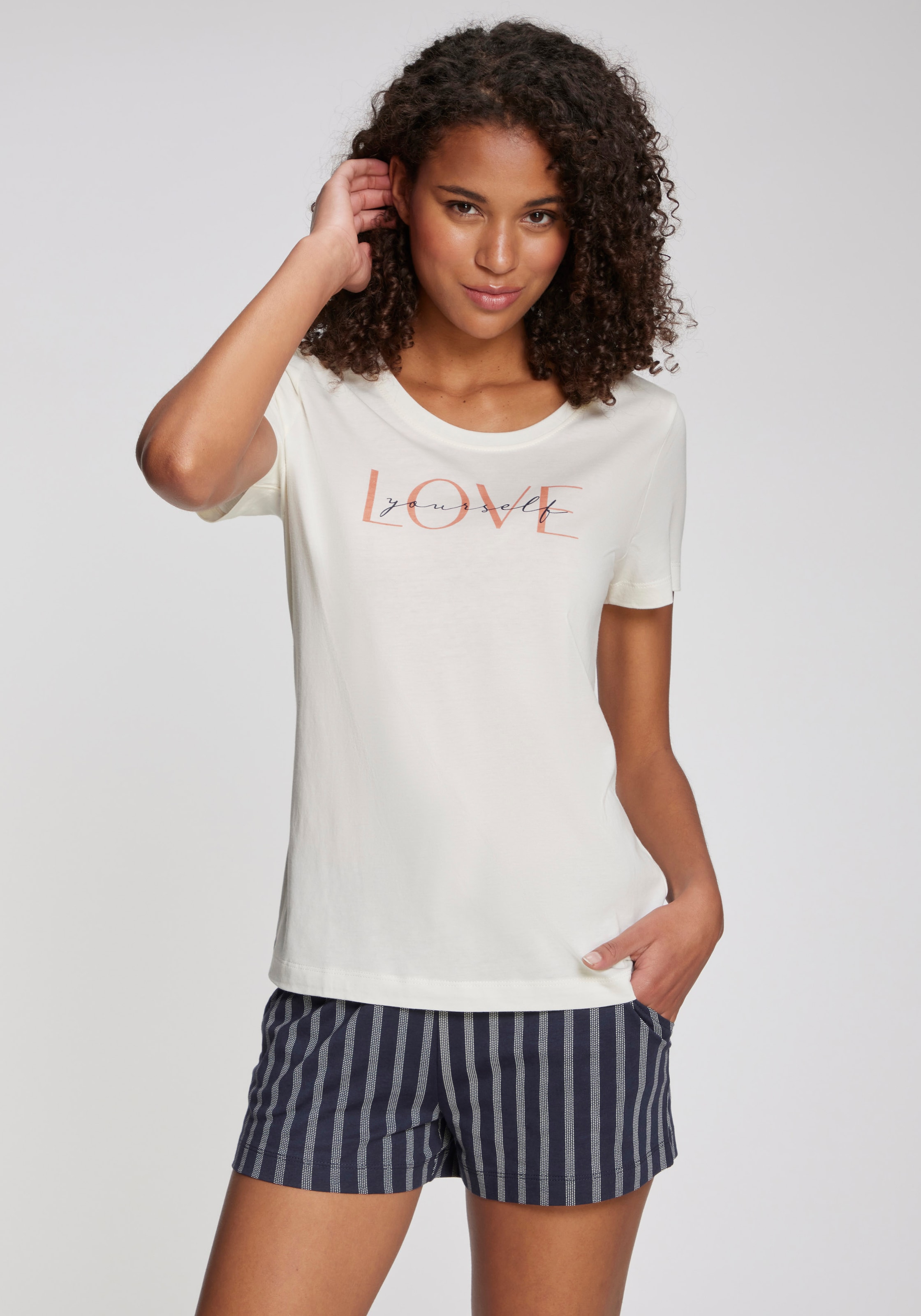 Vivance Dreams T-Shirt, mit schönem Frontprint