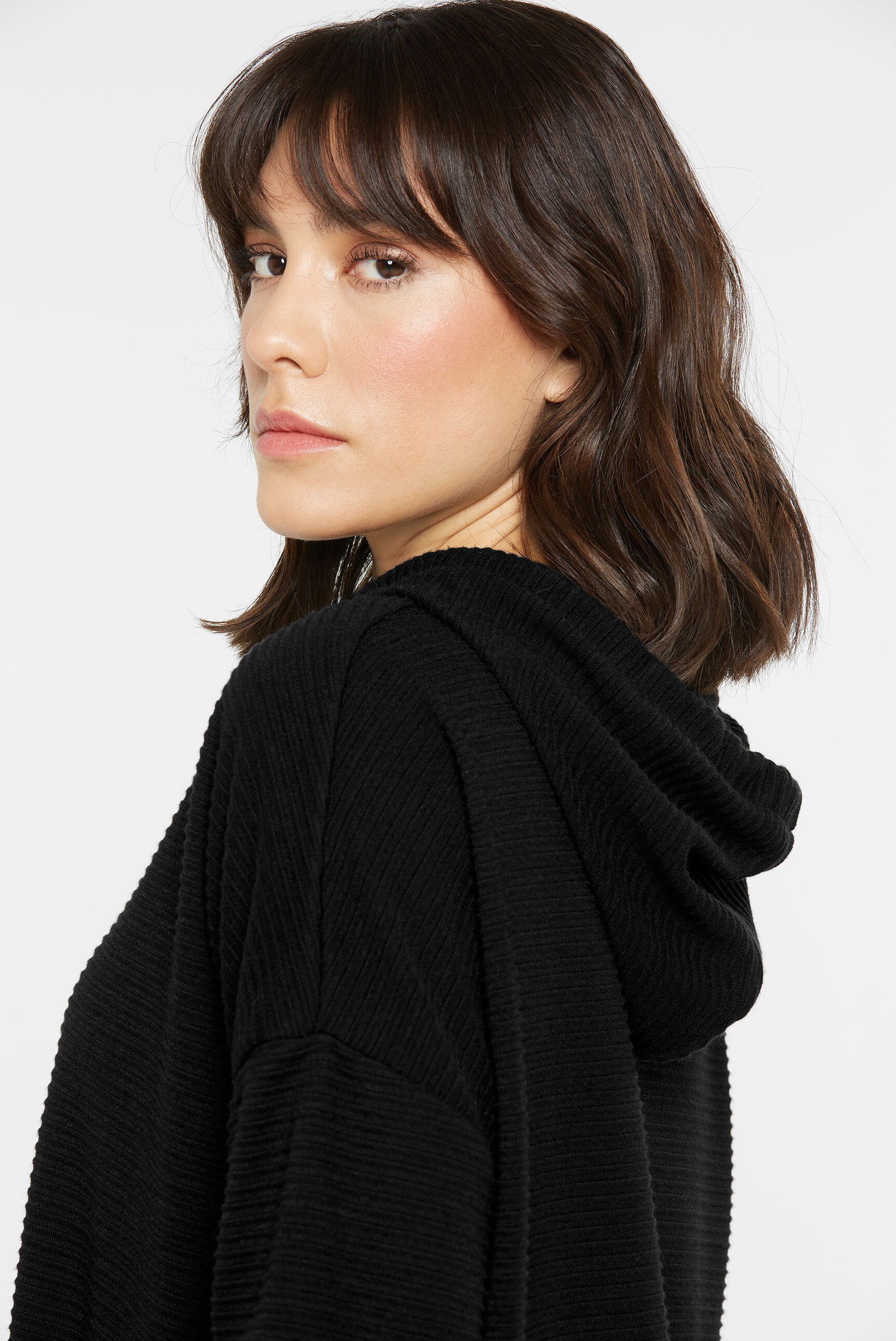 SENSES.THE LABEL Kapuzensweatshirt, mit überschnittenen Schultern