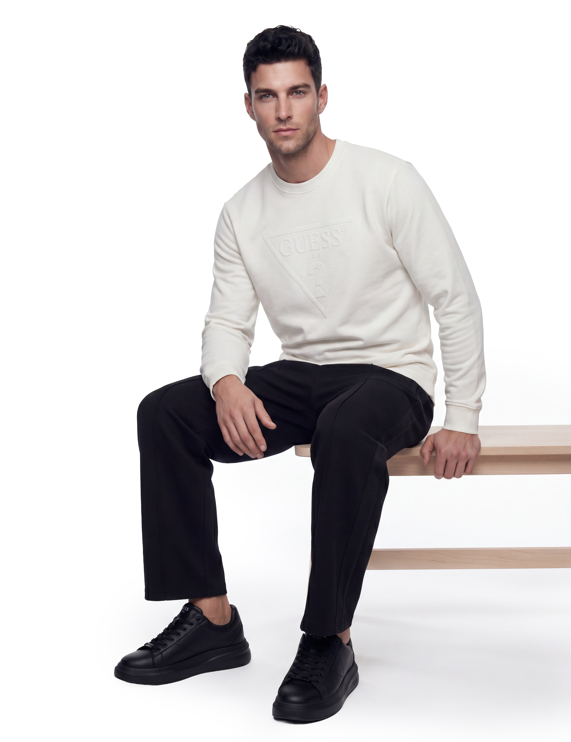 Guess Sweatshirt »AUDLEY«, Rundhalsausschnitt, Regular Fit, Logodruck
