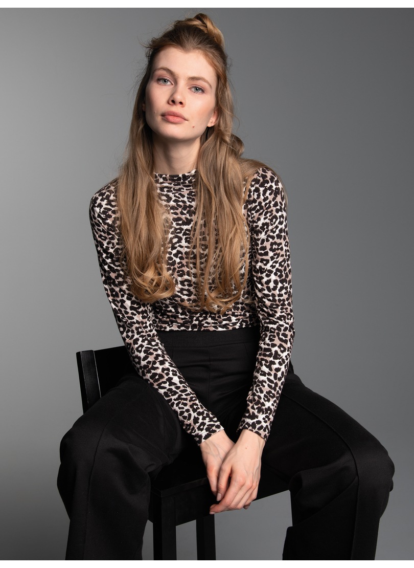Trigema Rollkragenshirt "TRIGEMA Turtleneck Shirt mit Allover-Leo-Muster", günstig online kaufen