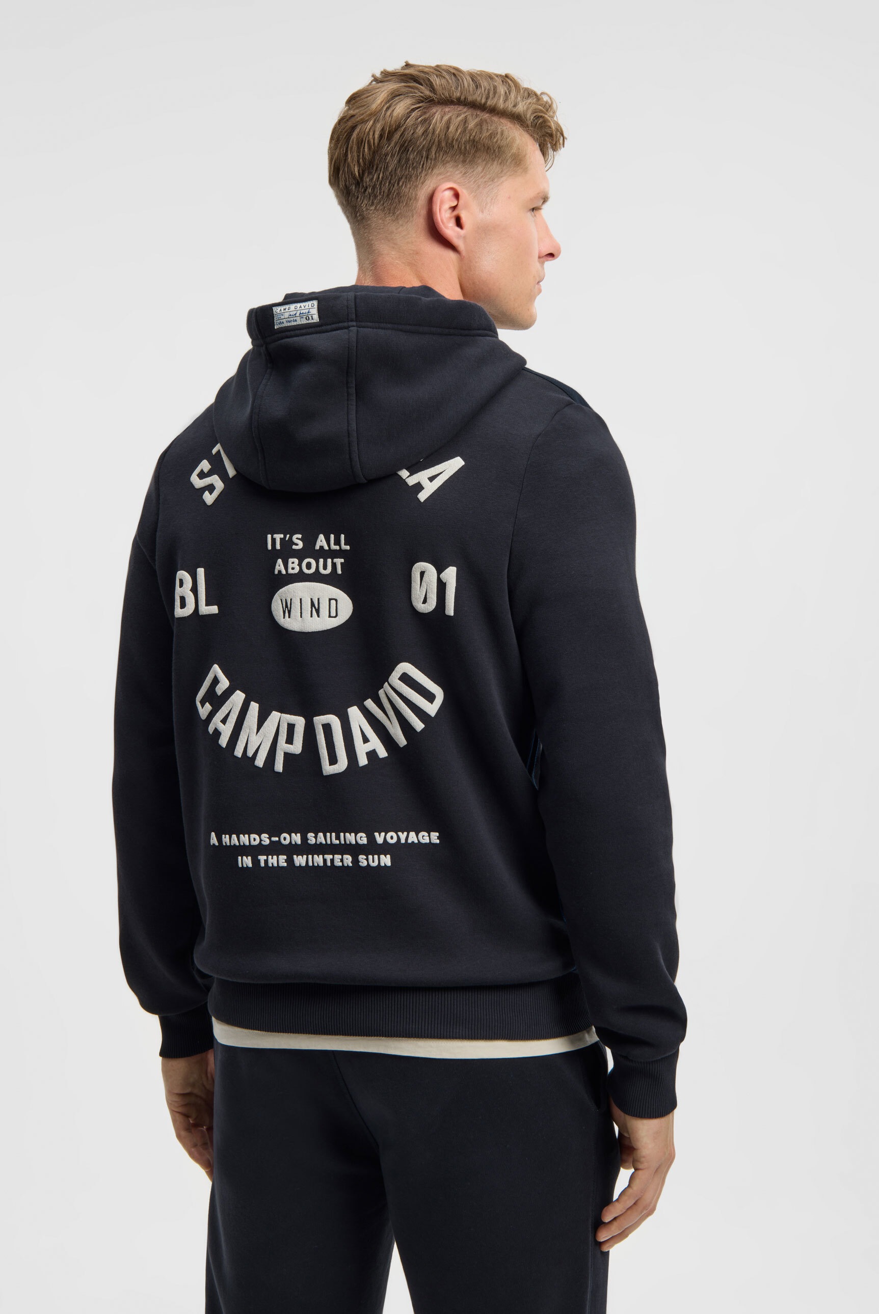 CAMP DAVID Kapuzensweatshirt , mit reflektierenden Details

