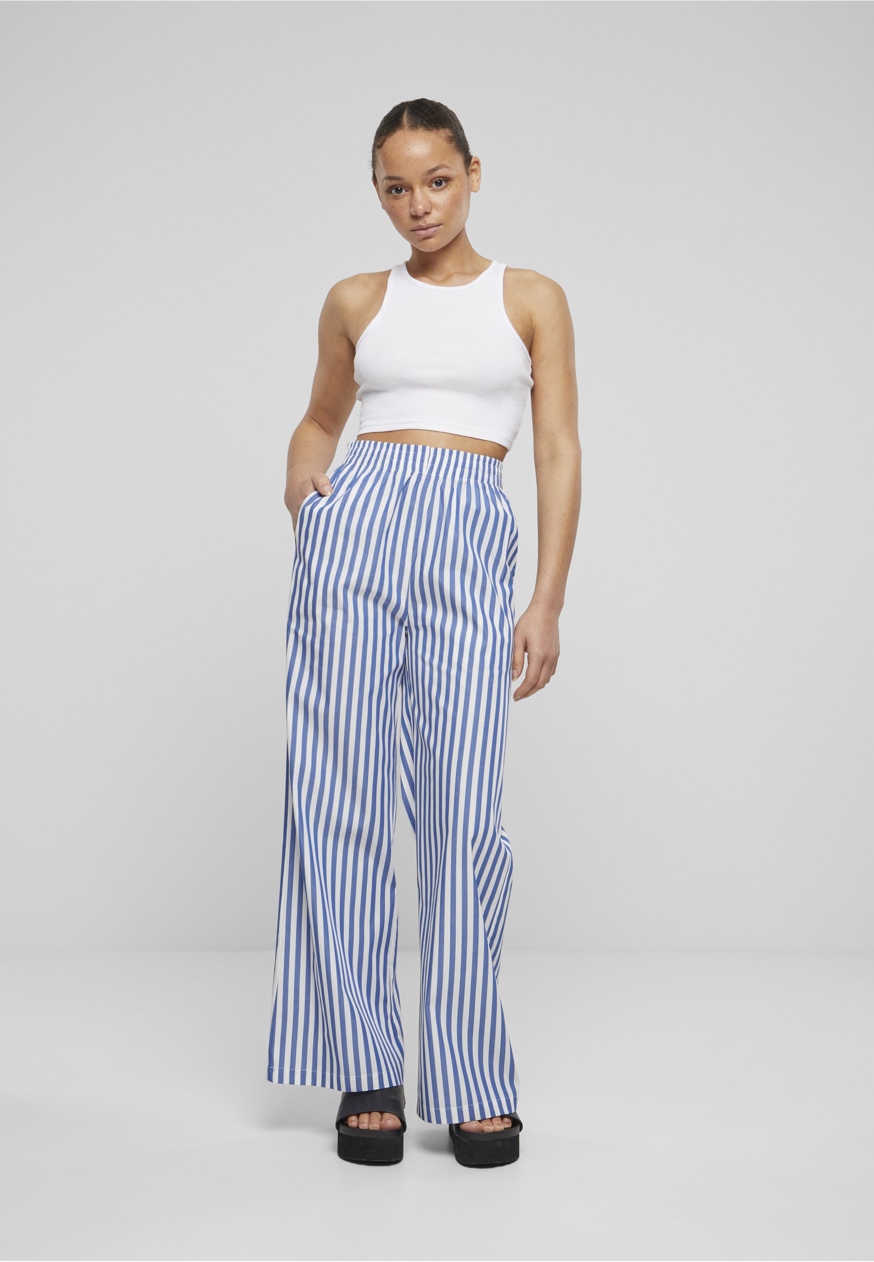 URBAN CLASSICS Stoffhose »Urban Classics Damen Ladies Striped Loose Pants«
