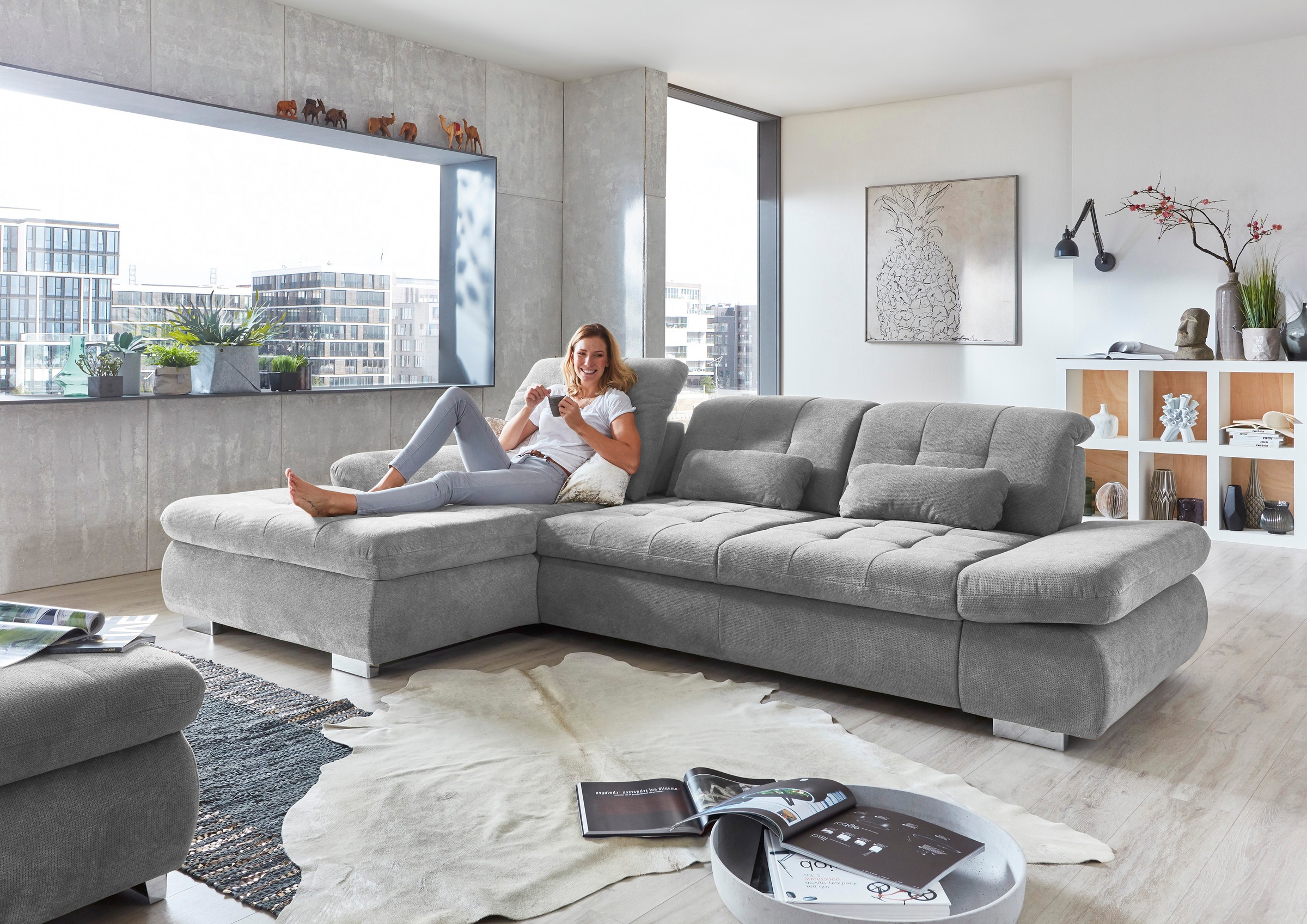 Die PlanBar Ecksofa »MP-IN17004 L-Form«, wahlweise mit Bettfunktion, Sitztiefen- und Kopfteilverstellung