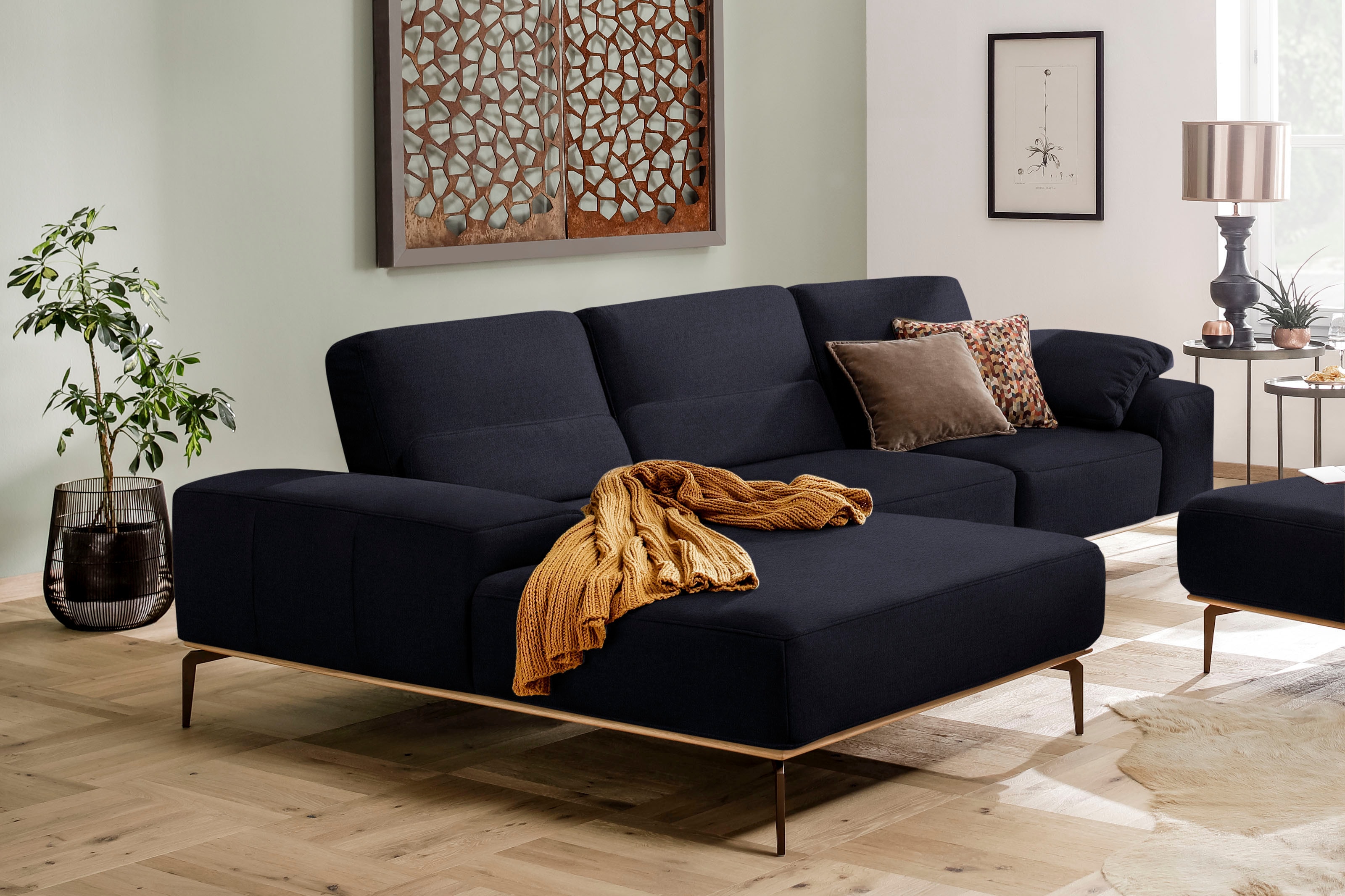 W.SCHILLIG Ecksofa "run, Designsofa mit tollem Sitzkomfort, bequem, L-Form" mit Holzsockel, Füße in Bronze pulverbeschichtet, Breite 319 cm