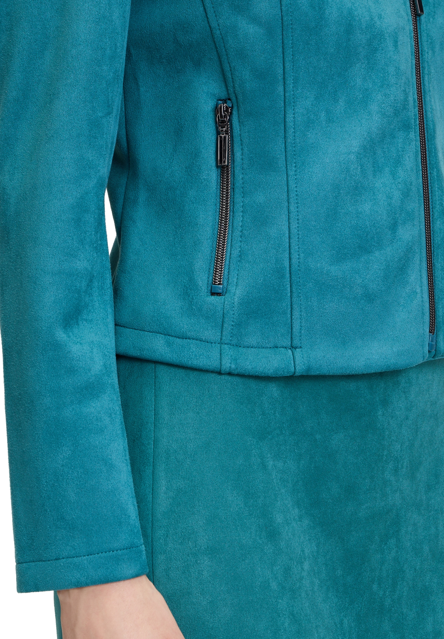 Betty Barclay Jackenblazer »Betty Barclay Damen Bikerjacke mit Reißverschluss«, Form
