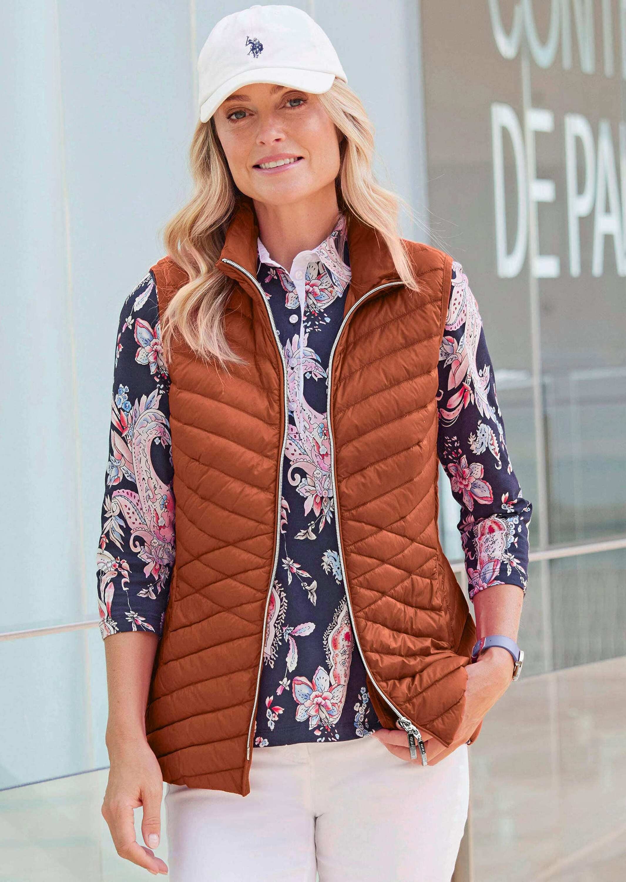 Thumbnail - GOLDNER Kurzweste "Kurzgröße Taillierte Daunenweste mit Stehkragen" Mit taillenformenden Steppmuster