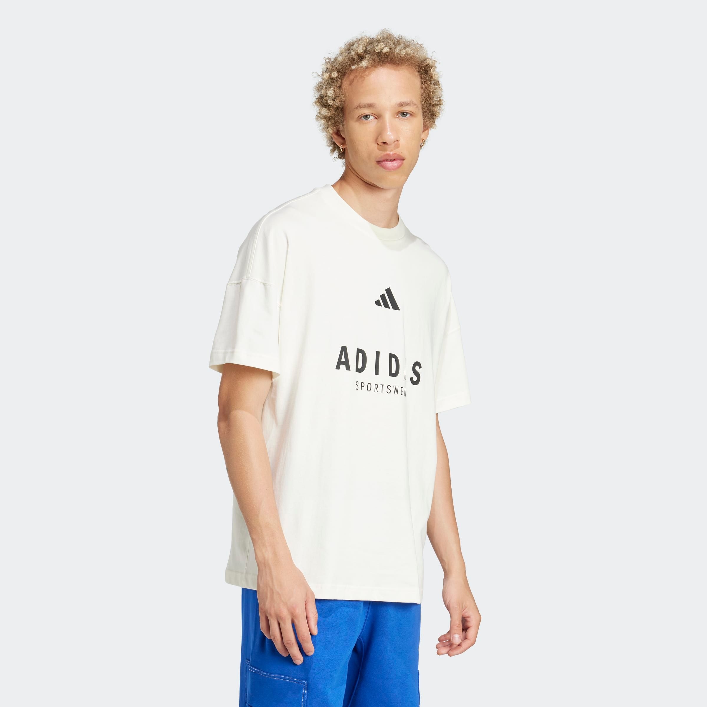 adidas Sportswear T-Shirt "ALL SZN GRAPHIC" sportliche Passform, Rundhalsau günstig online kaufen
