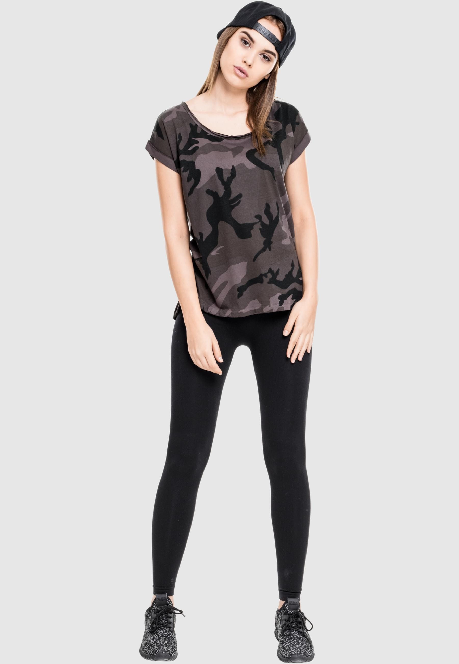URBAN CLASSICS T-Shirt »Urban Classics Damen Ladies Camo Back Shaped Tee«, (1 tlg.)