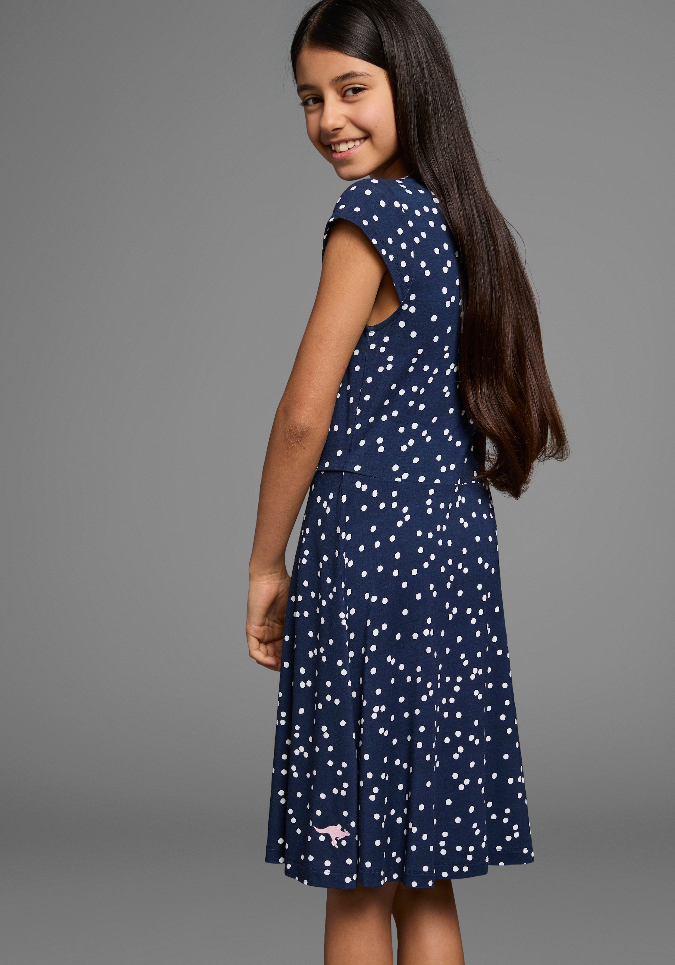 KangaROOS Jerseykleid », Skaterkleid aus Viskose«, für Sommer und Party, kniefrei, modisch, aus Viskose und Elasthan