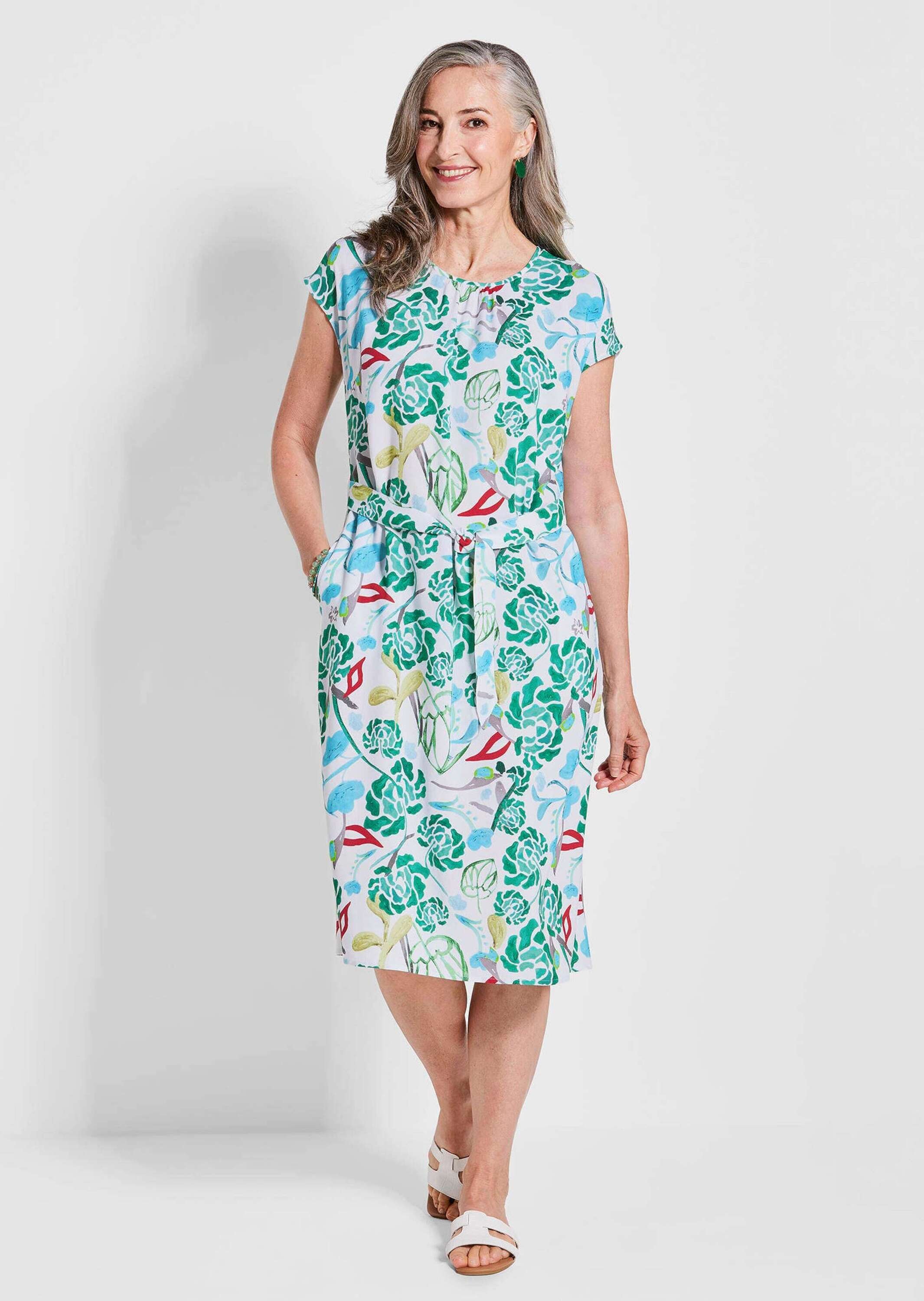 Sommerkleid GOLDNER "Kurzgröße Grünes Midikleid mit floralem Muster", Damen, Gr. 22, K-Gr, grün (grün, gemustert), Obermaterial: 100% Viskose CV., figurumspielend, Sonstiges, Kleider Sommerkleid, Kräuselung am Ausschnitt vorne 3