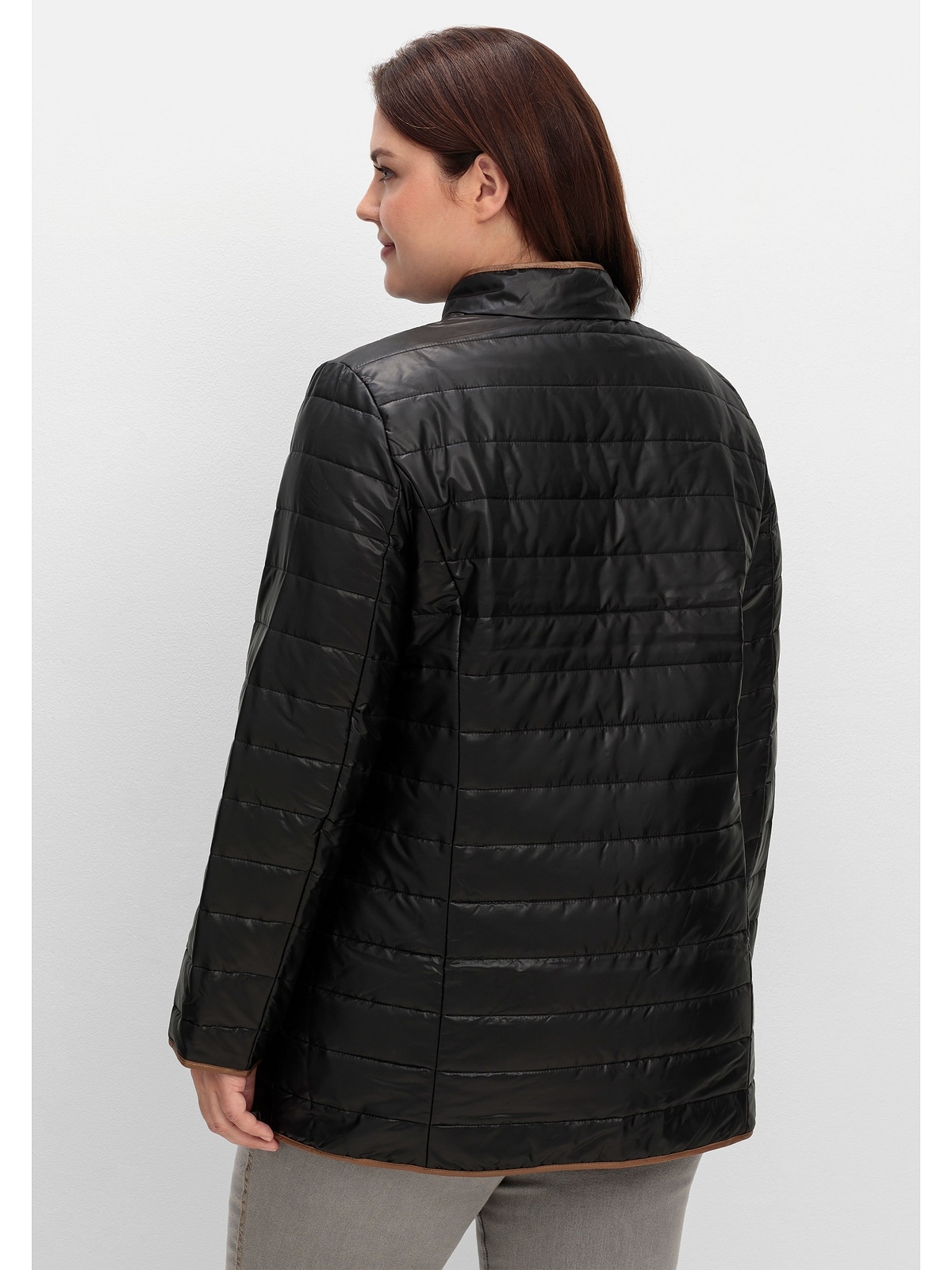 Sheego Steppjacke »Große Größen«, ohne Kapuze, mit Stehkragen und Kontrastdetails