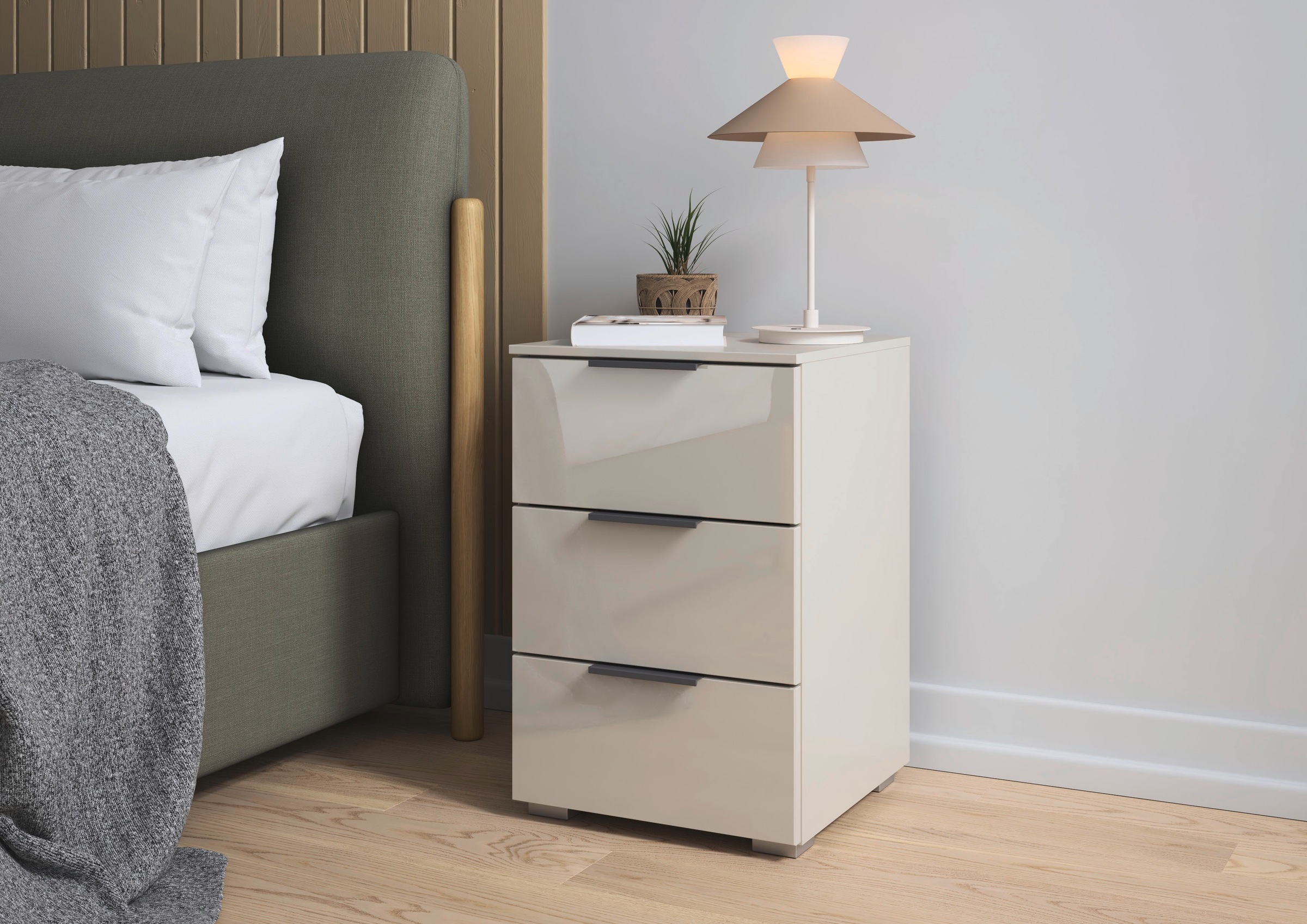 rauch Nachtkommode "Nachttisch Nachtschrank Nachtkonsole AGORDO mit Glasfro günstig online kaufen