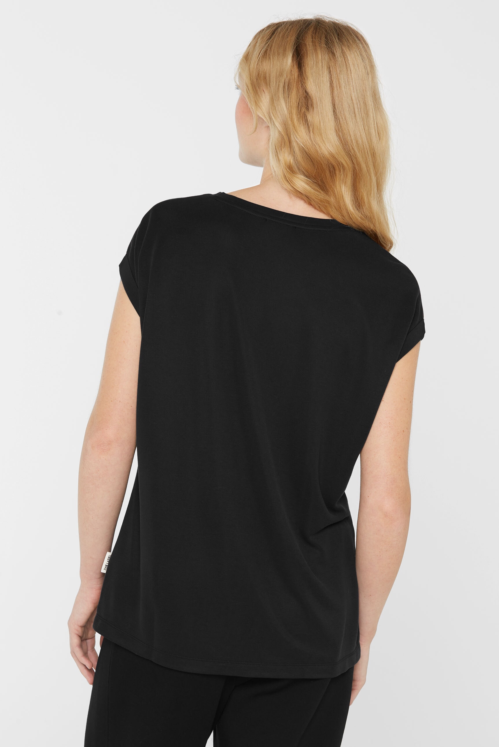 SENSES.THE LABEL Rundhalsshirt, mit überschnittenen Schultern