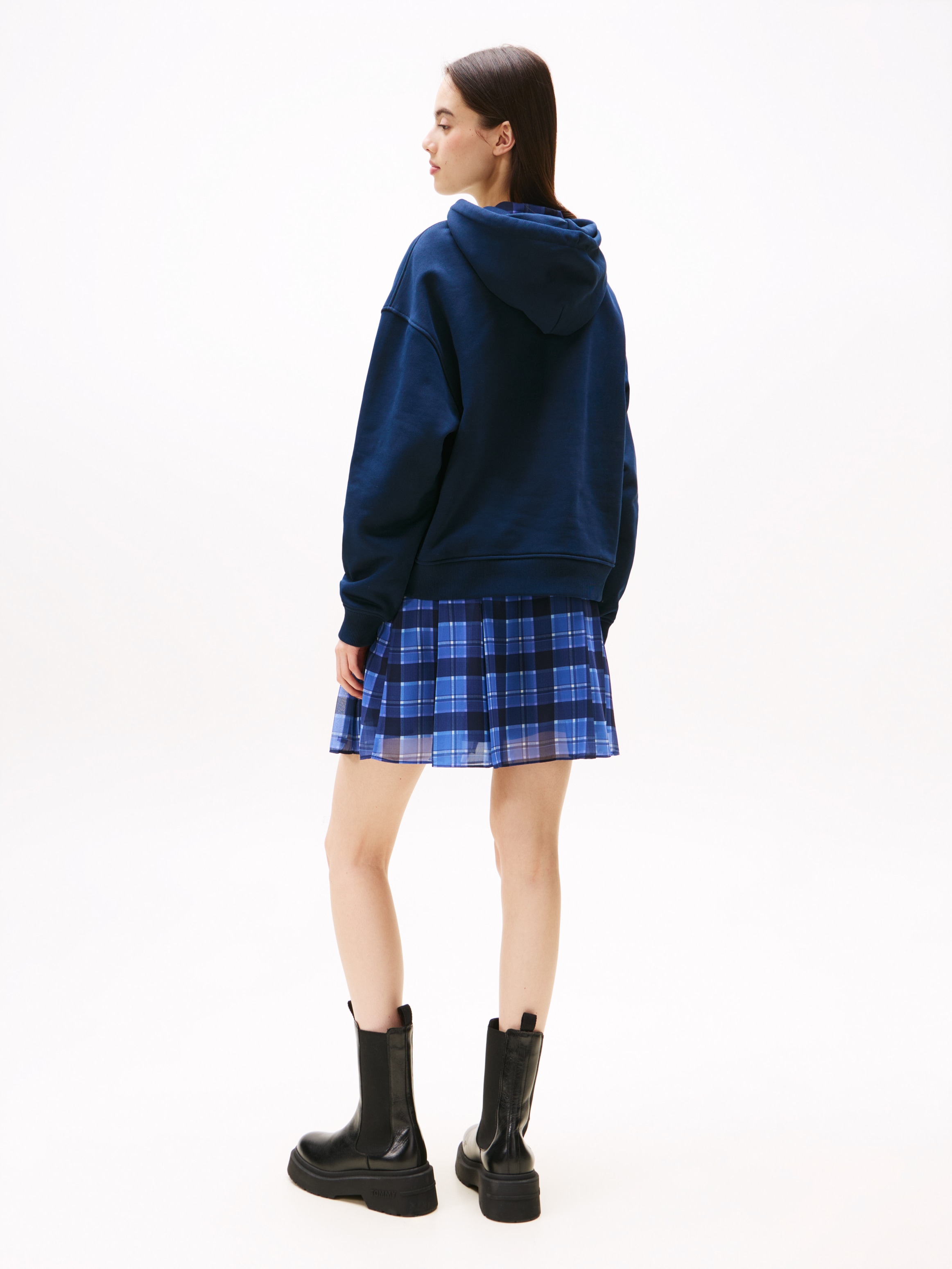 Tommy Jeans Hoodie »TJW BXY BADGE HOODIE EXT«, mit Logo-Badge